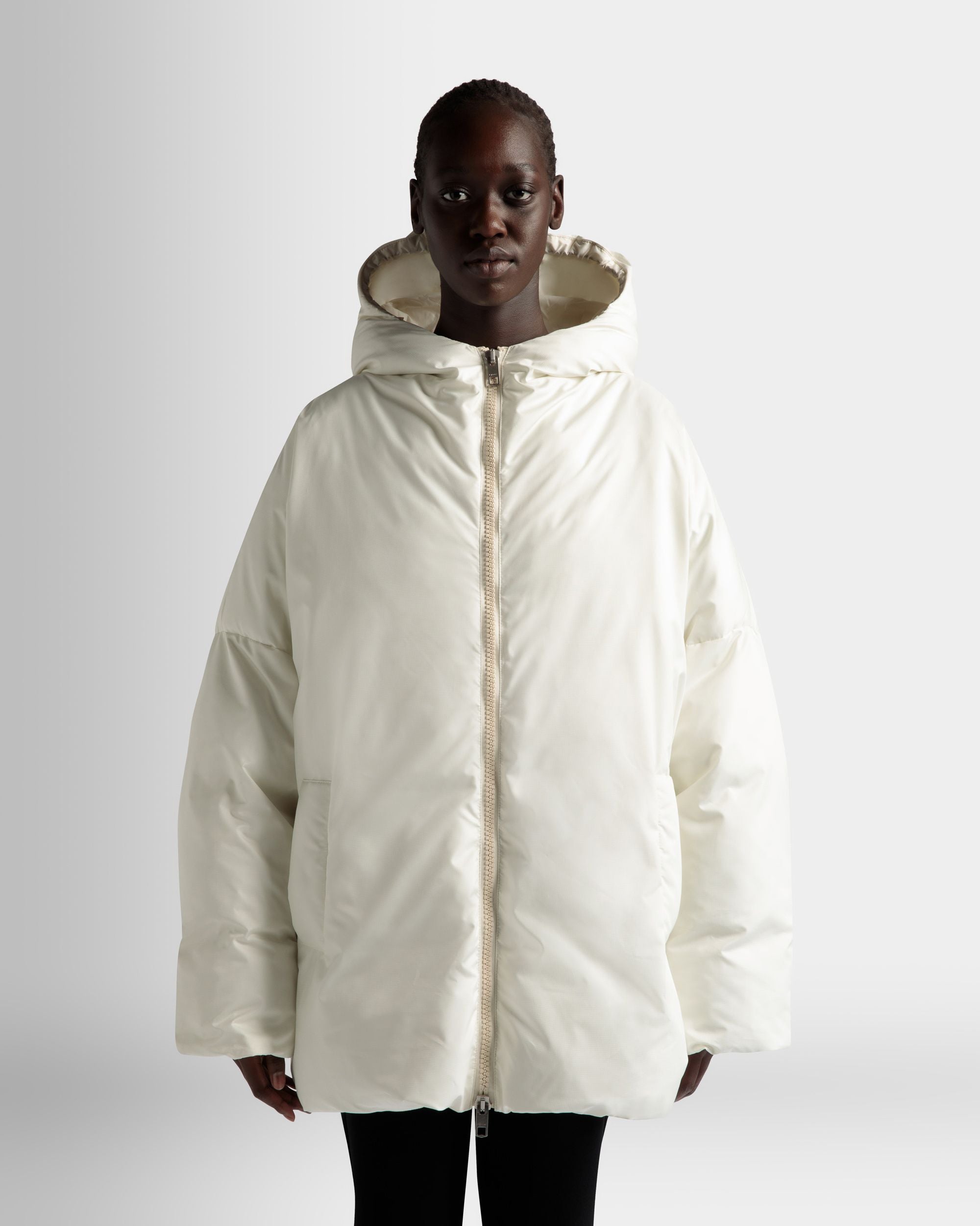 Bally Global - Puffer Jacket In White Nylon - White