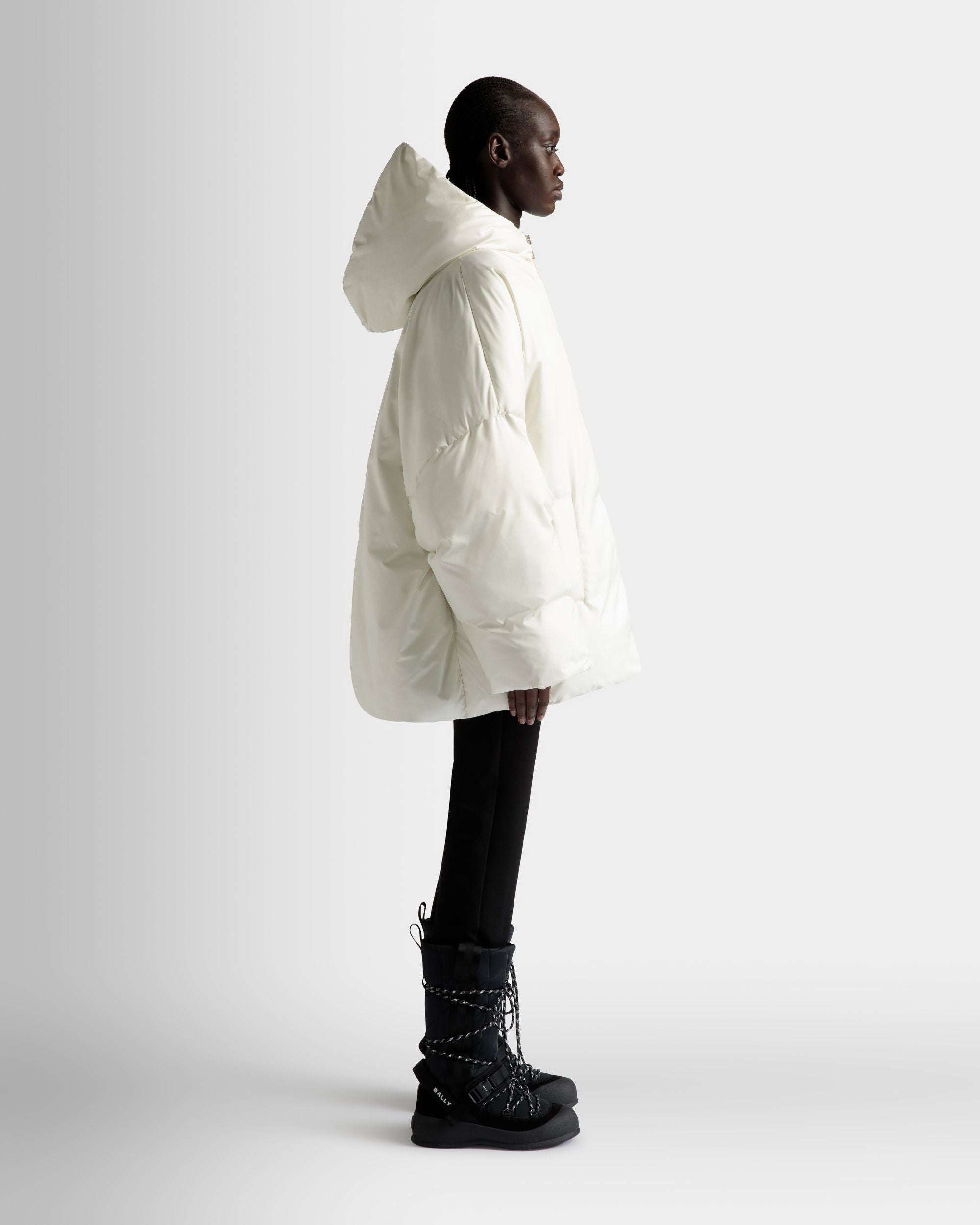 Bally Global - Puffer Jacket In White Nylon - White