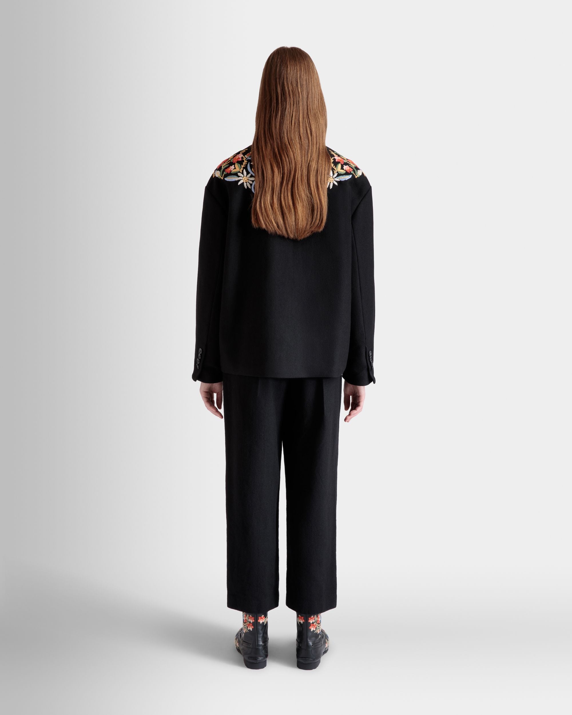 Bally Global - Veste De La Capsule D’hiver En Laine Noire Mélangée Ornée De Fleurs Des Alpes - Noir