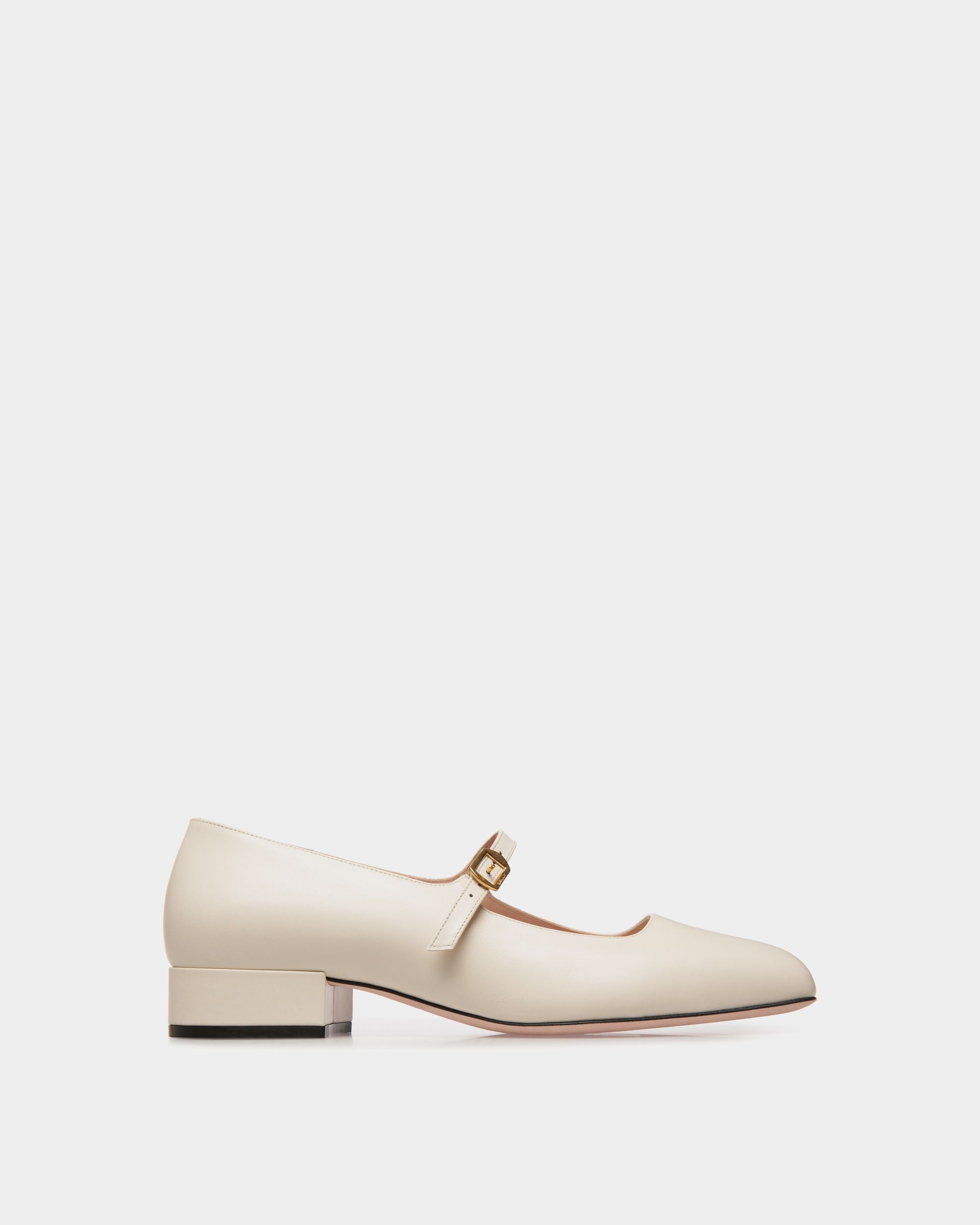 Bally Global - Ballyrina Pump in White Leather - Blanco