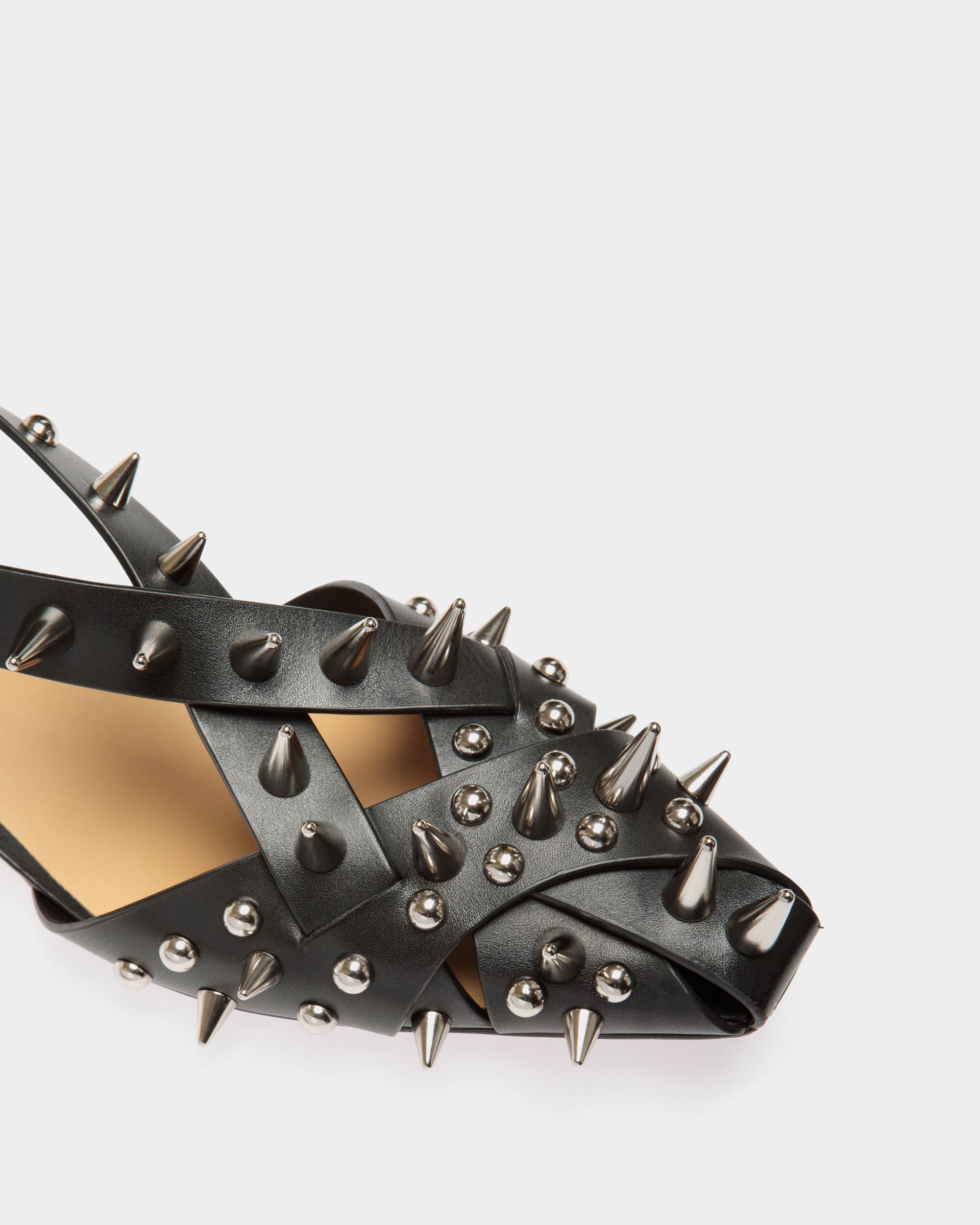 Bally Global - Sylt Pump in Black Leather - Black