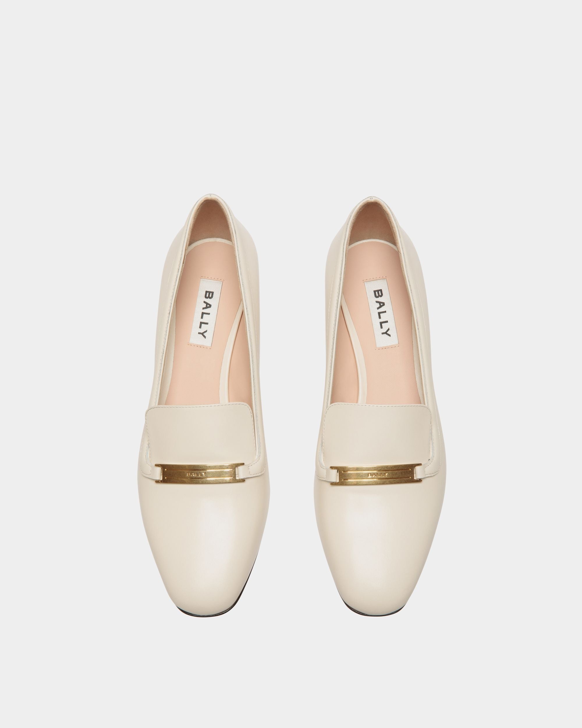 Bally Global - Deco Pump in White Leather - White