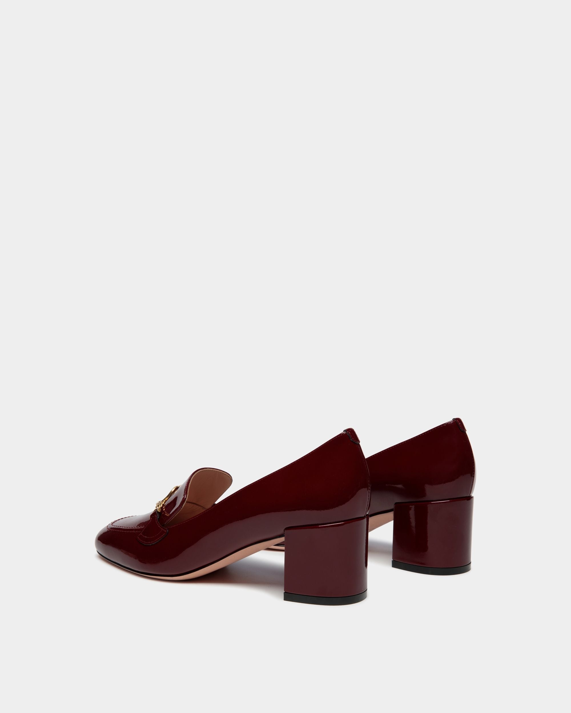 Bally Global - Daily Emblem Pump In Andorra Leather - Burgundy
