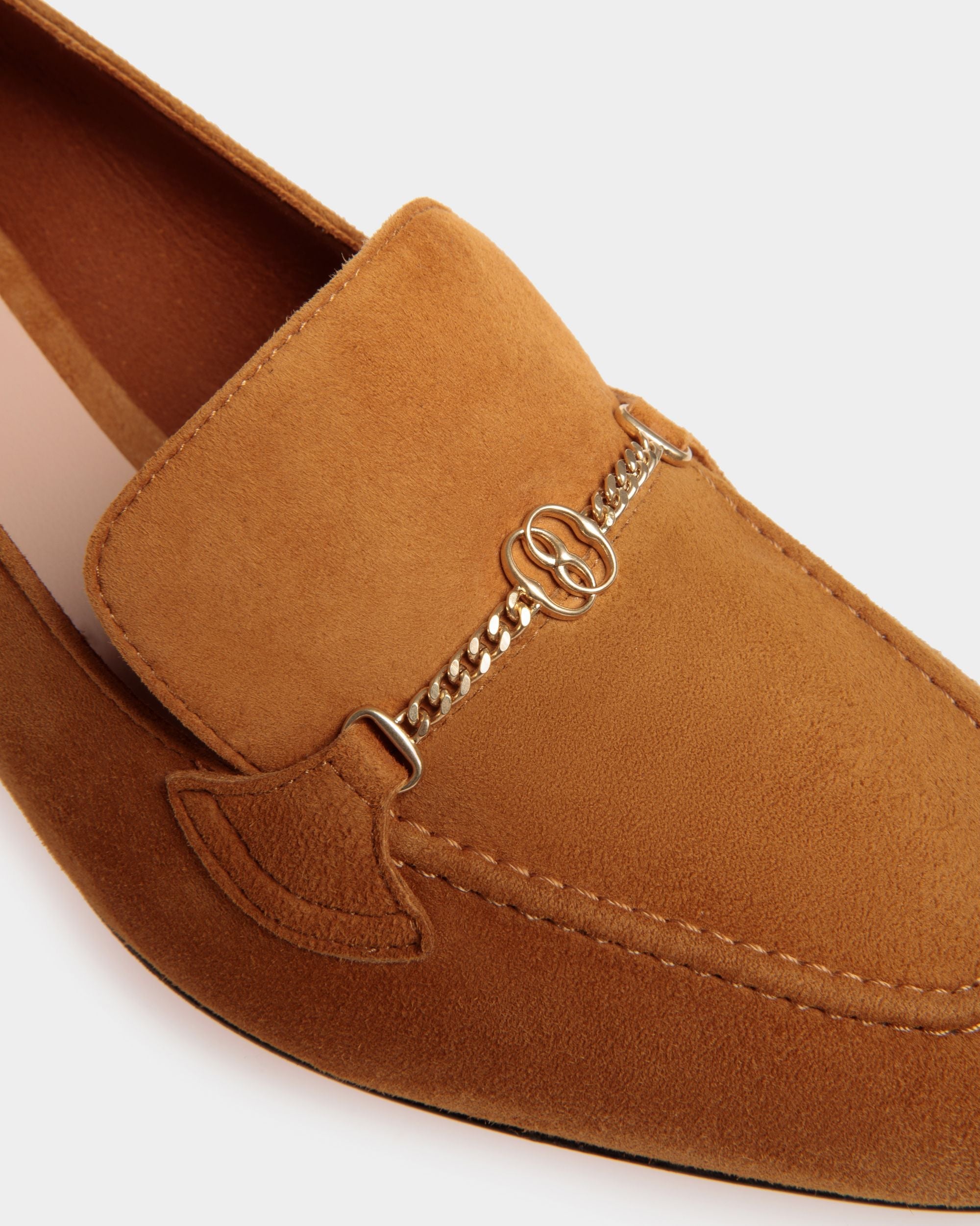 Bally Global - Daily Emblem Pump in Brown Suede - Brown