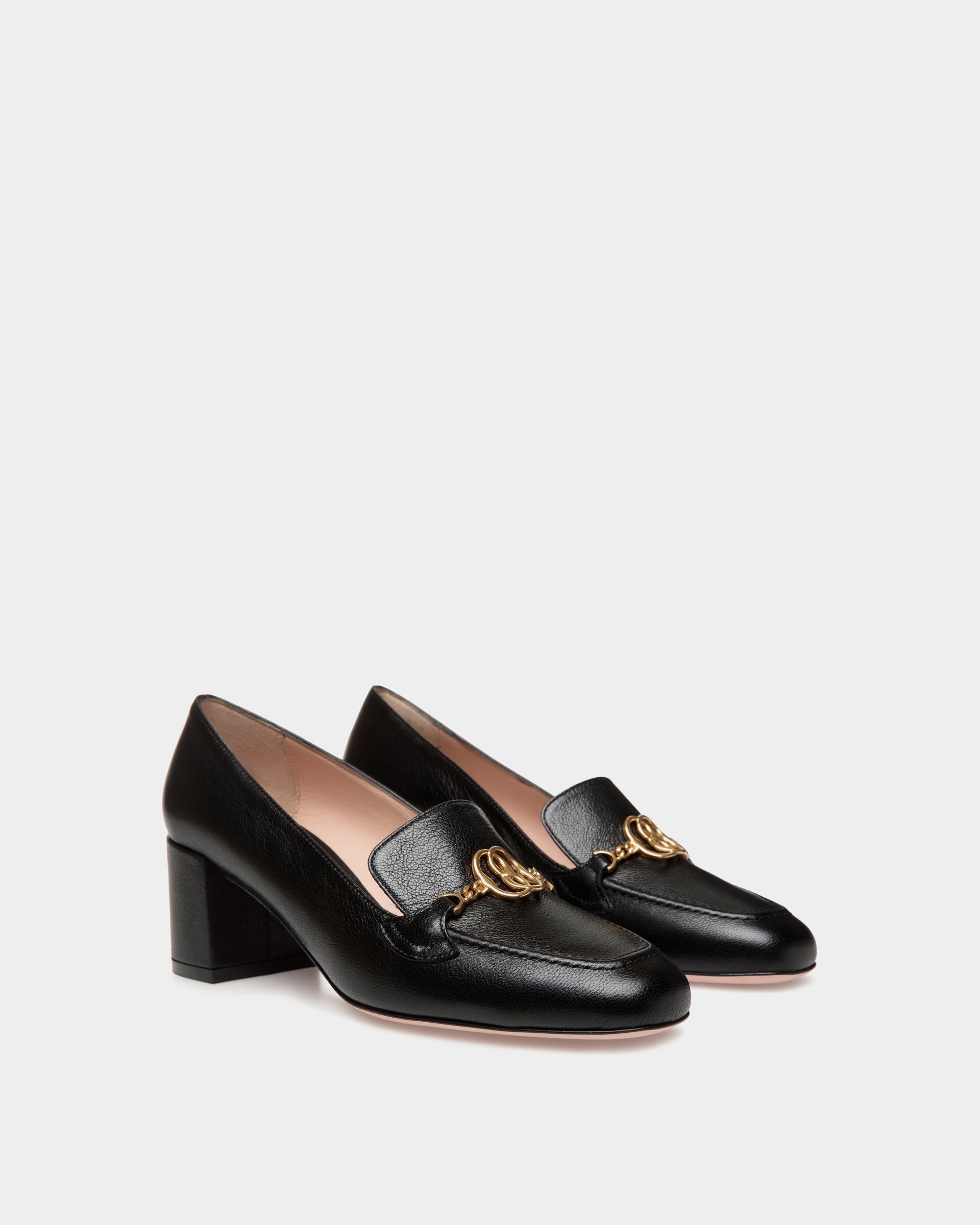 Bally Global - Daily Emblem Pumps In Black Leather - Black