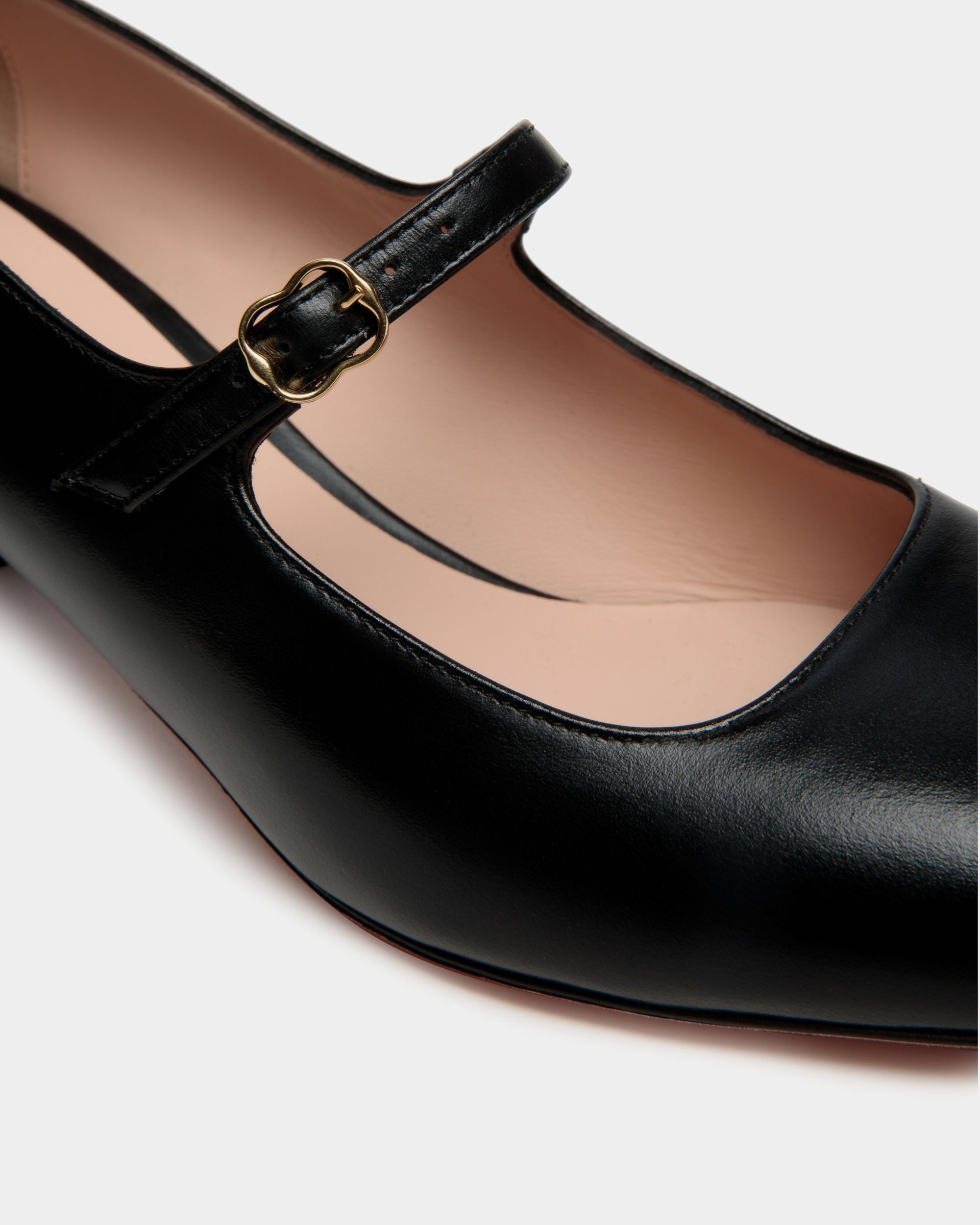 Bally Global - Zapato De Salón Estilo Merceditas Ballyrina De Piel Negra - Negro