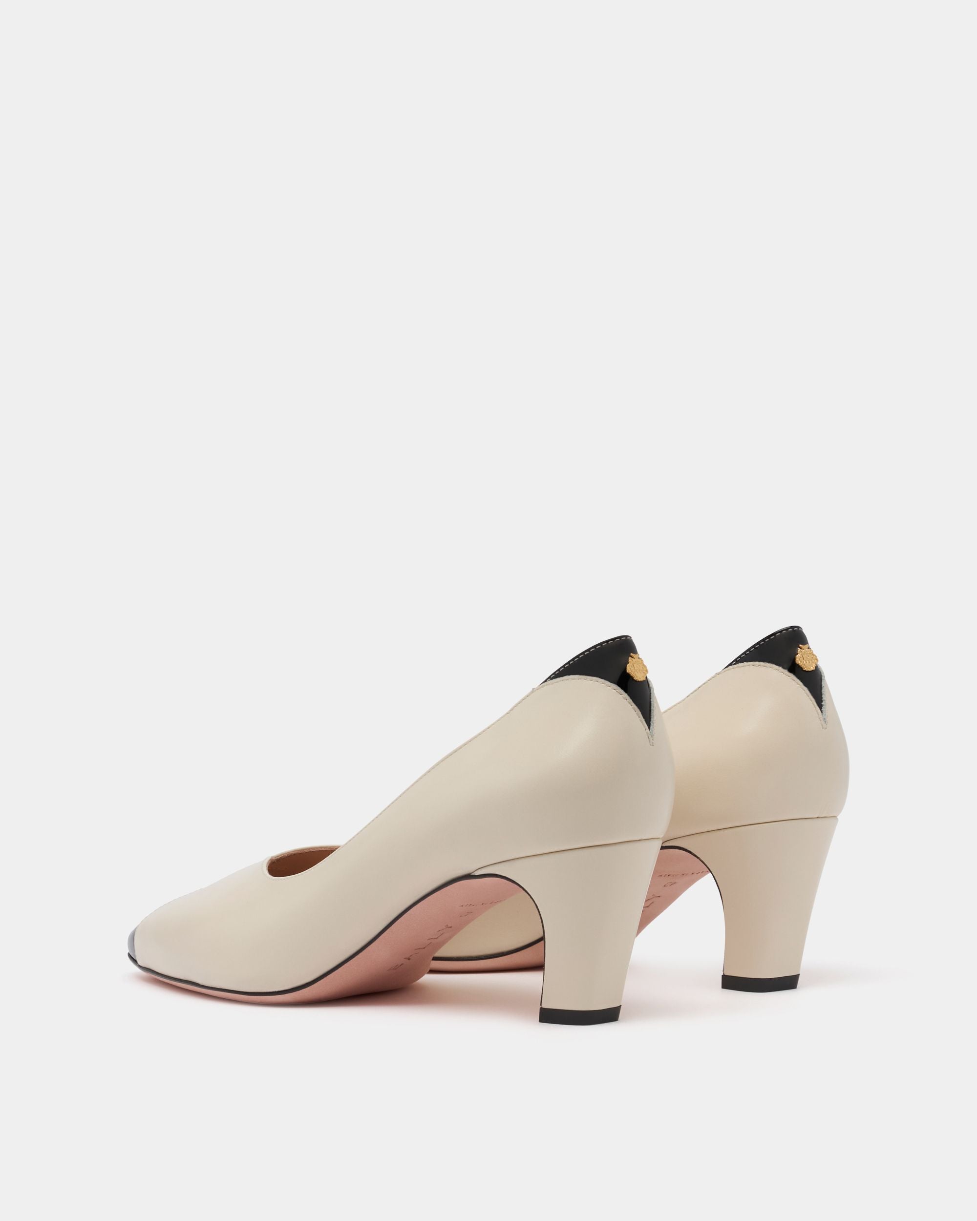 Bally Global - Sylt Pump in White and Black Leather - White