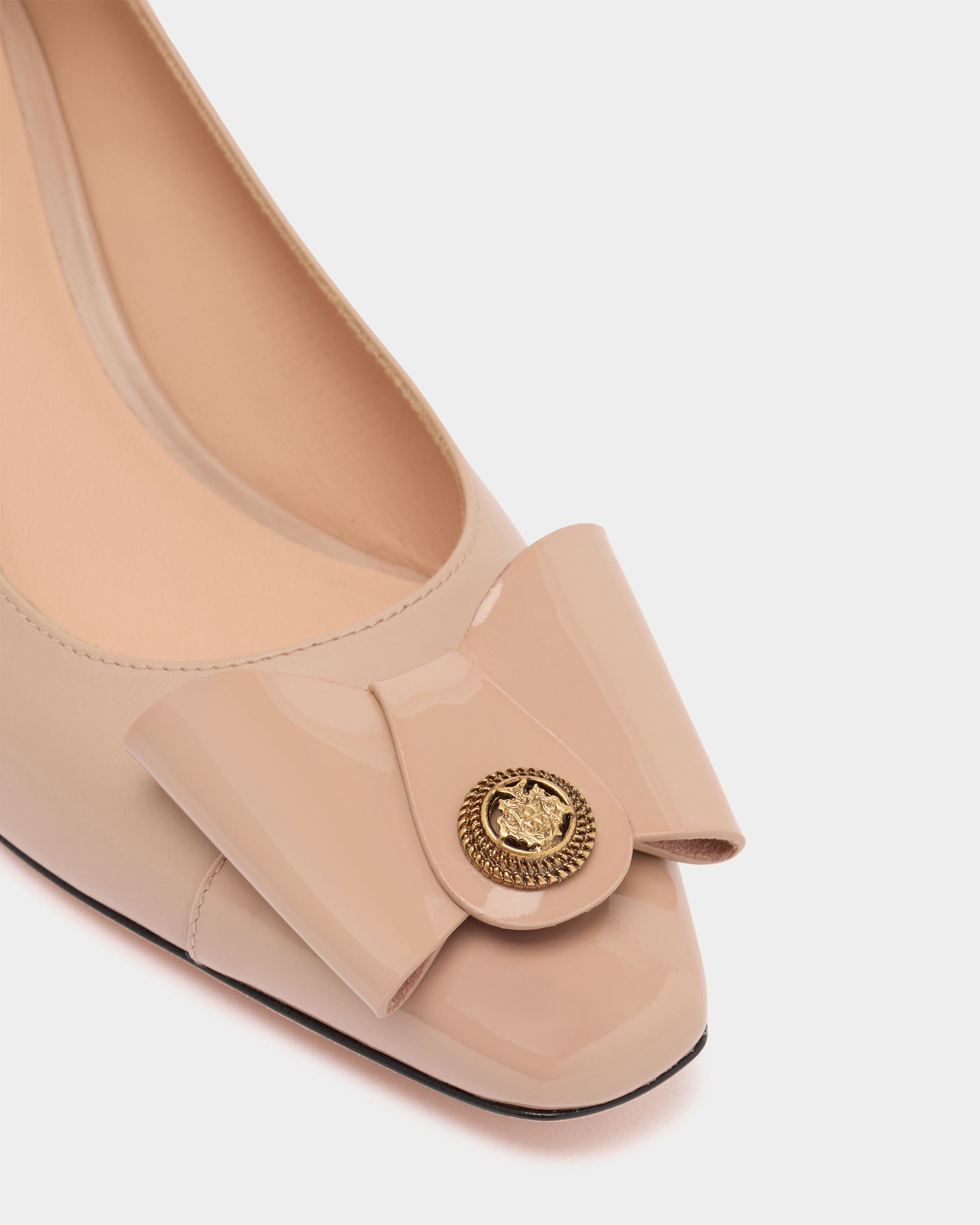 Bally Global - B-Bow Pump in Light Beige Leather - Beige