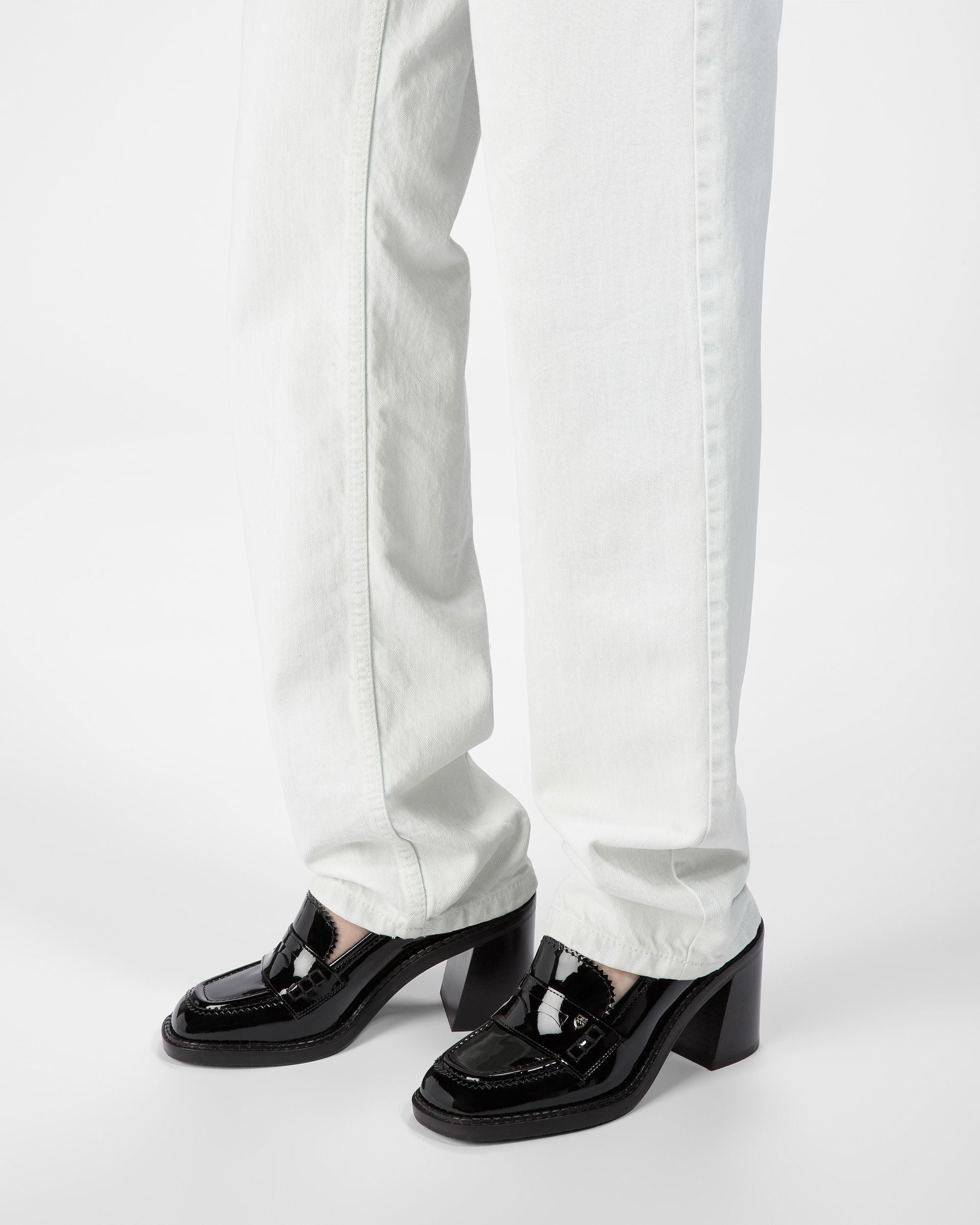 Bally Global - Elly Leather Moccasins In Black - Negro