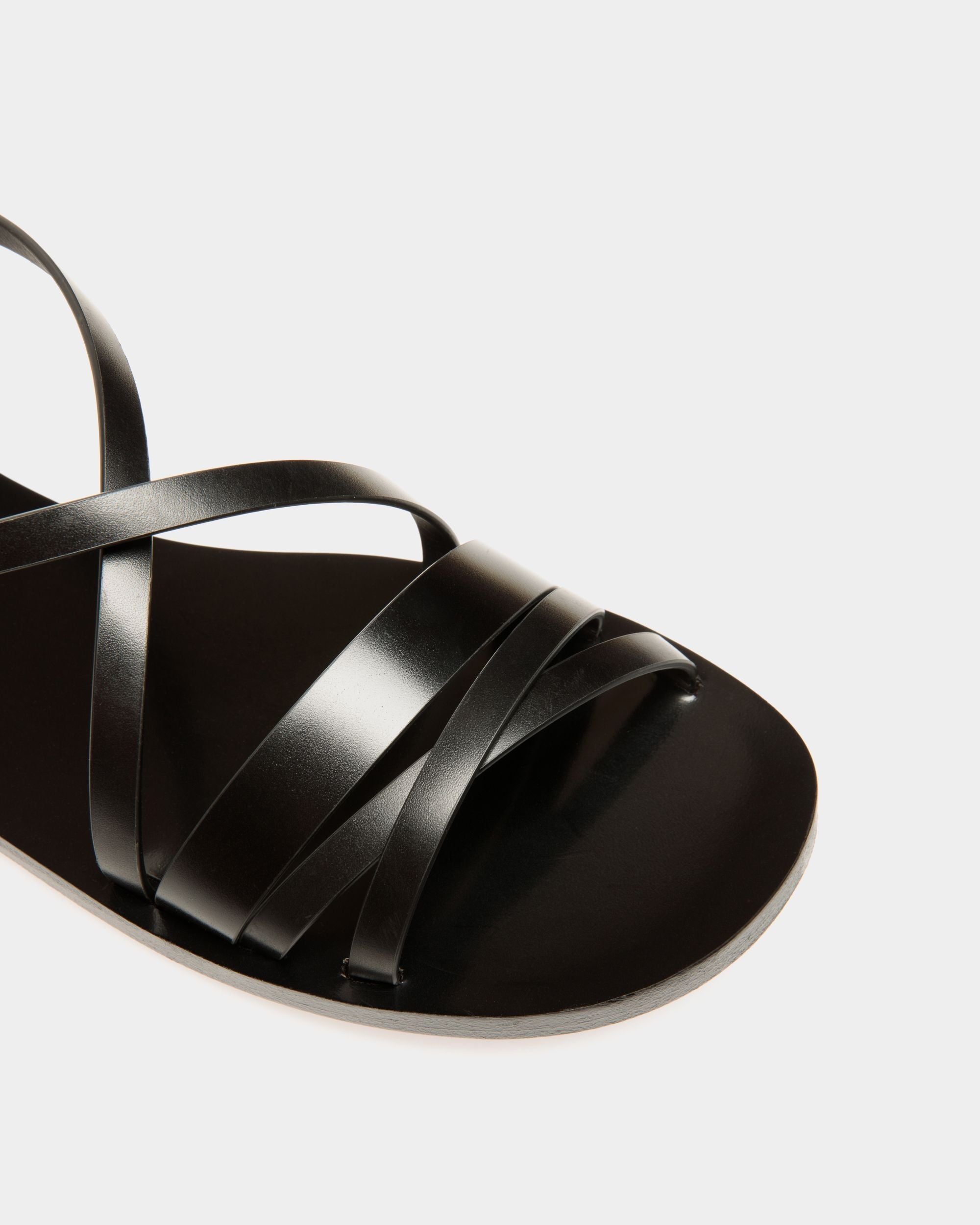 Bally Global - Salis Flat Sandal In Black Leather - Black