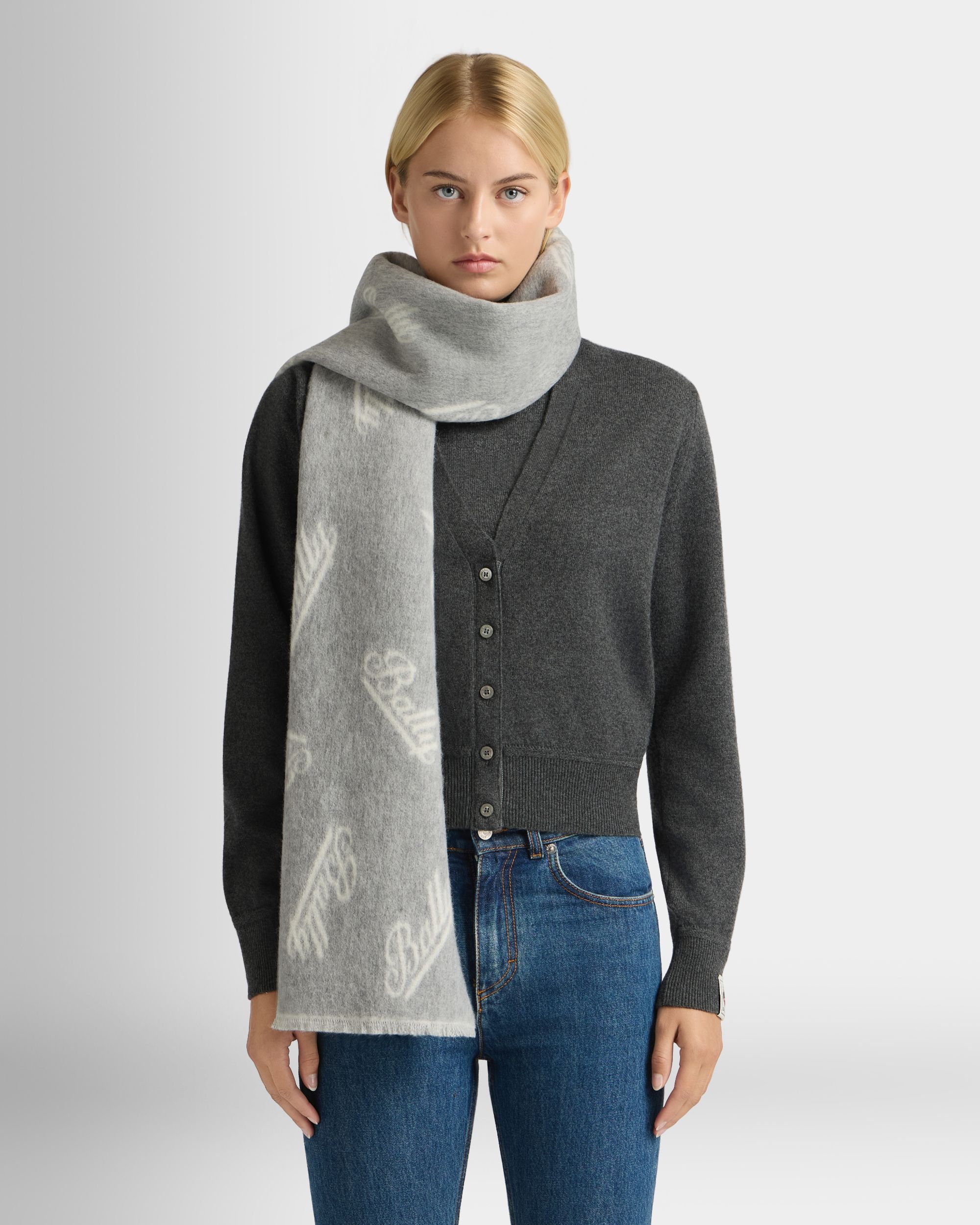 Bally Global - Scarf with a Logo Motif in Grey and White Wool - Multicolor