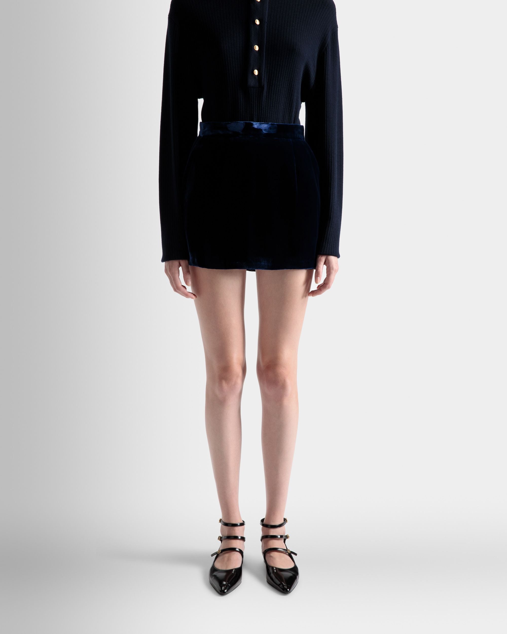 Bally Global - Minifalda De Terciopelo Azul Marino - Azul