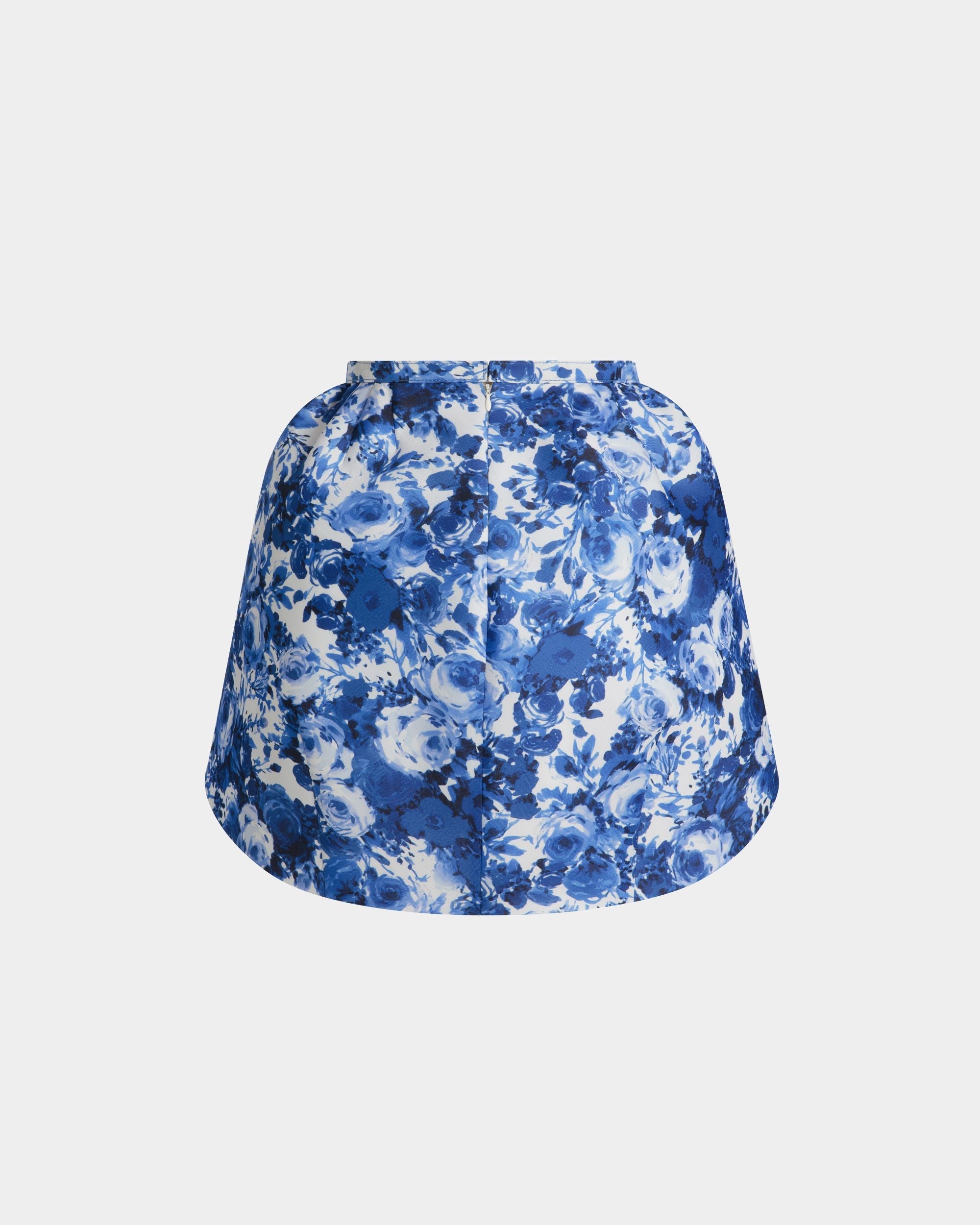 Bally Global - Mini Skirt with a Rosengarten Print in Blue Silk - Blue