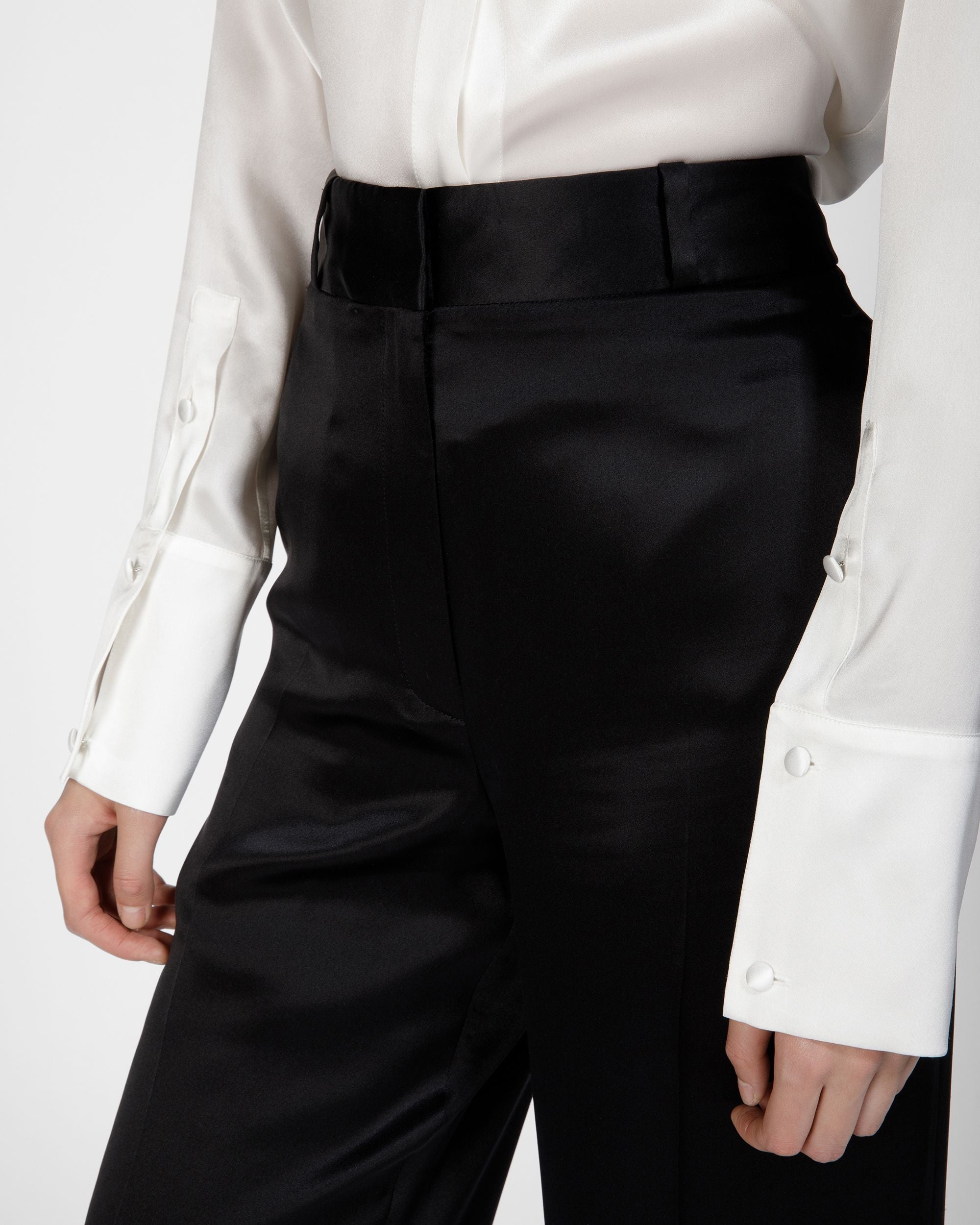 Bally Global - Pantalones De Seda En Negro - Negro