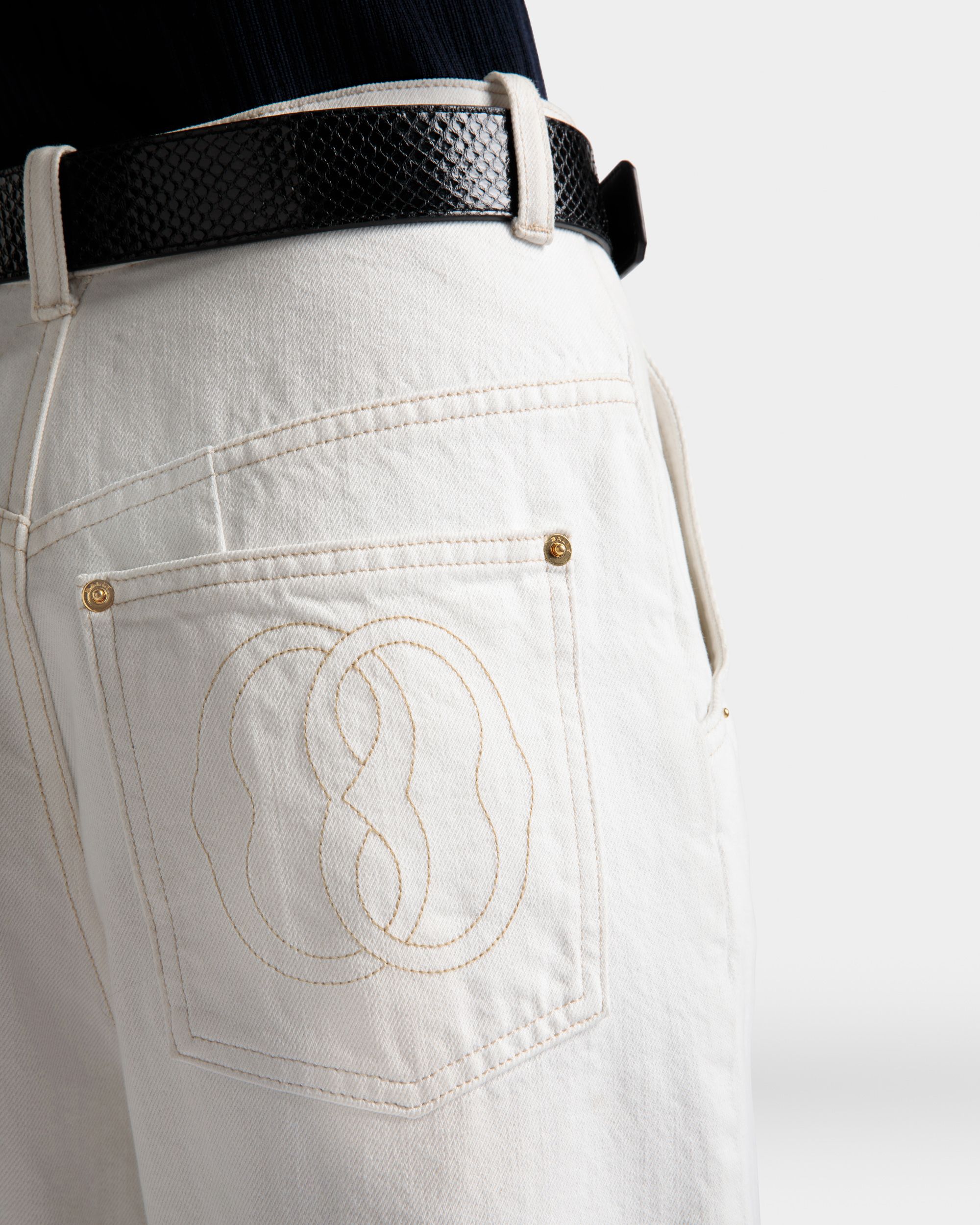 Bally Global - Vaqueros Desteñidos De Denim Color Hueso - Blanco