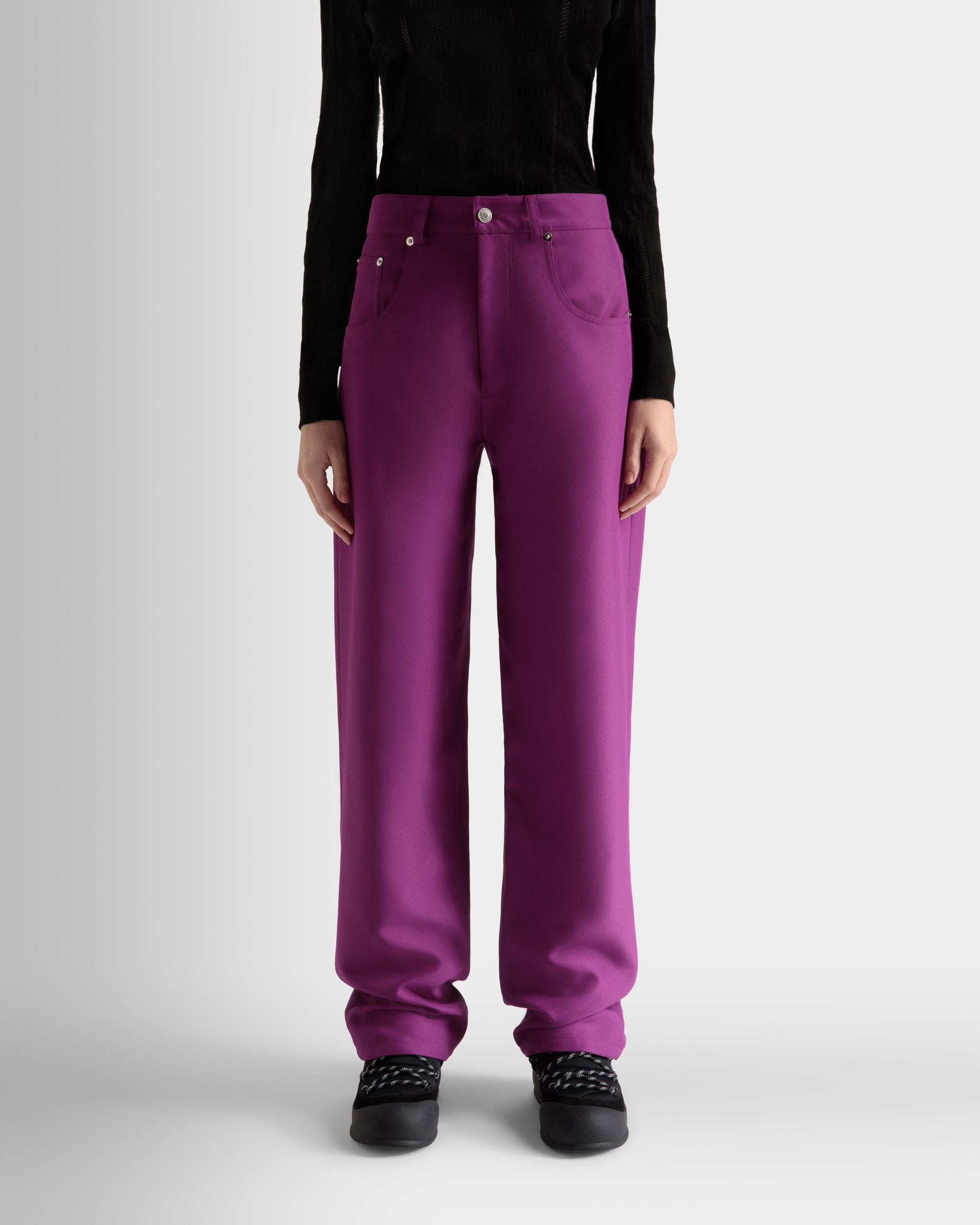 Bally Global - High Waisted Pants In Pink - Pink