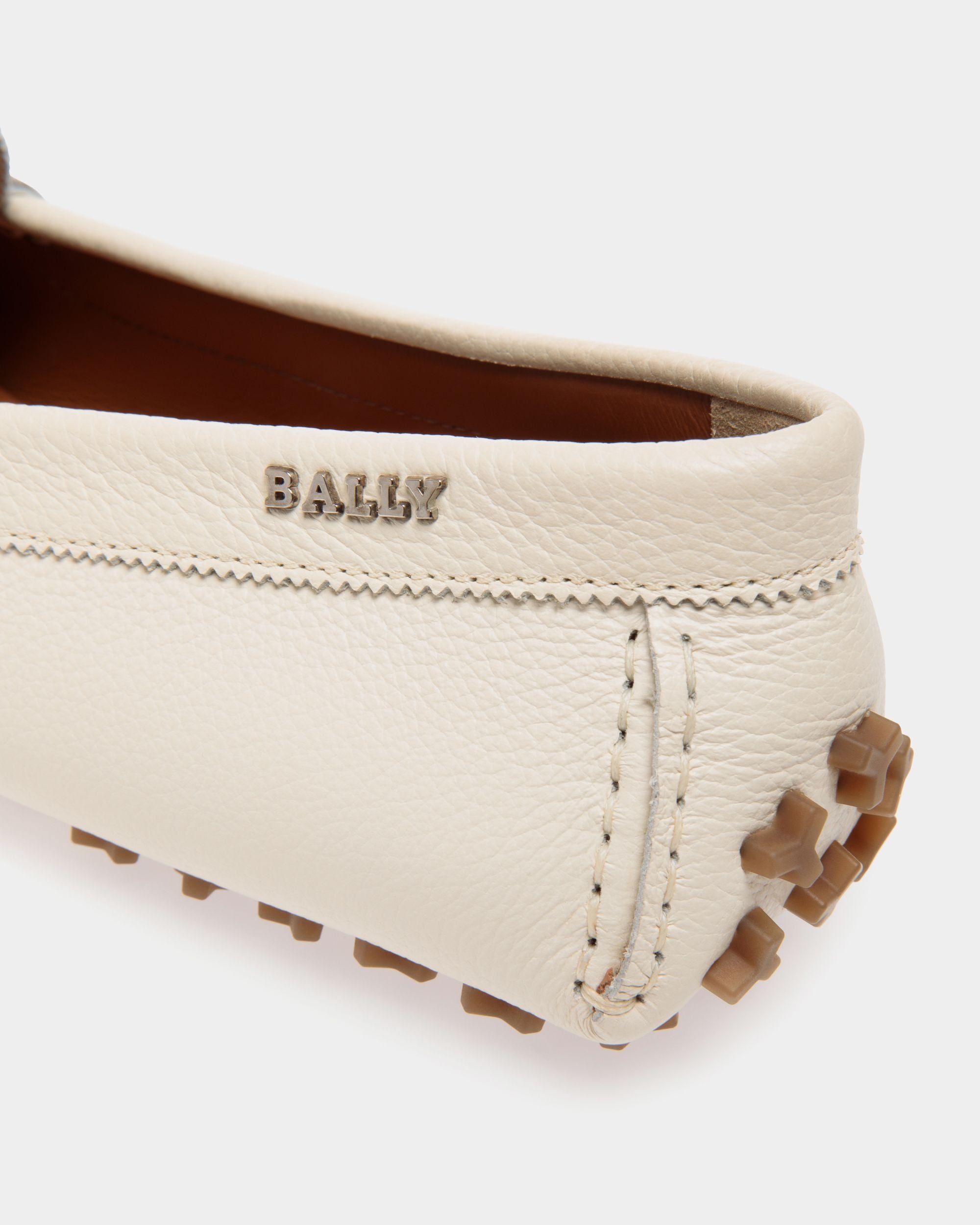 Bally Global - Ladyes Zapatos Driver De Piel Color Hueso - Blanco