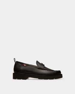 Nolam Leather Moccassins In Black