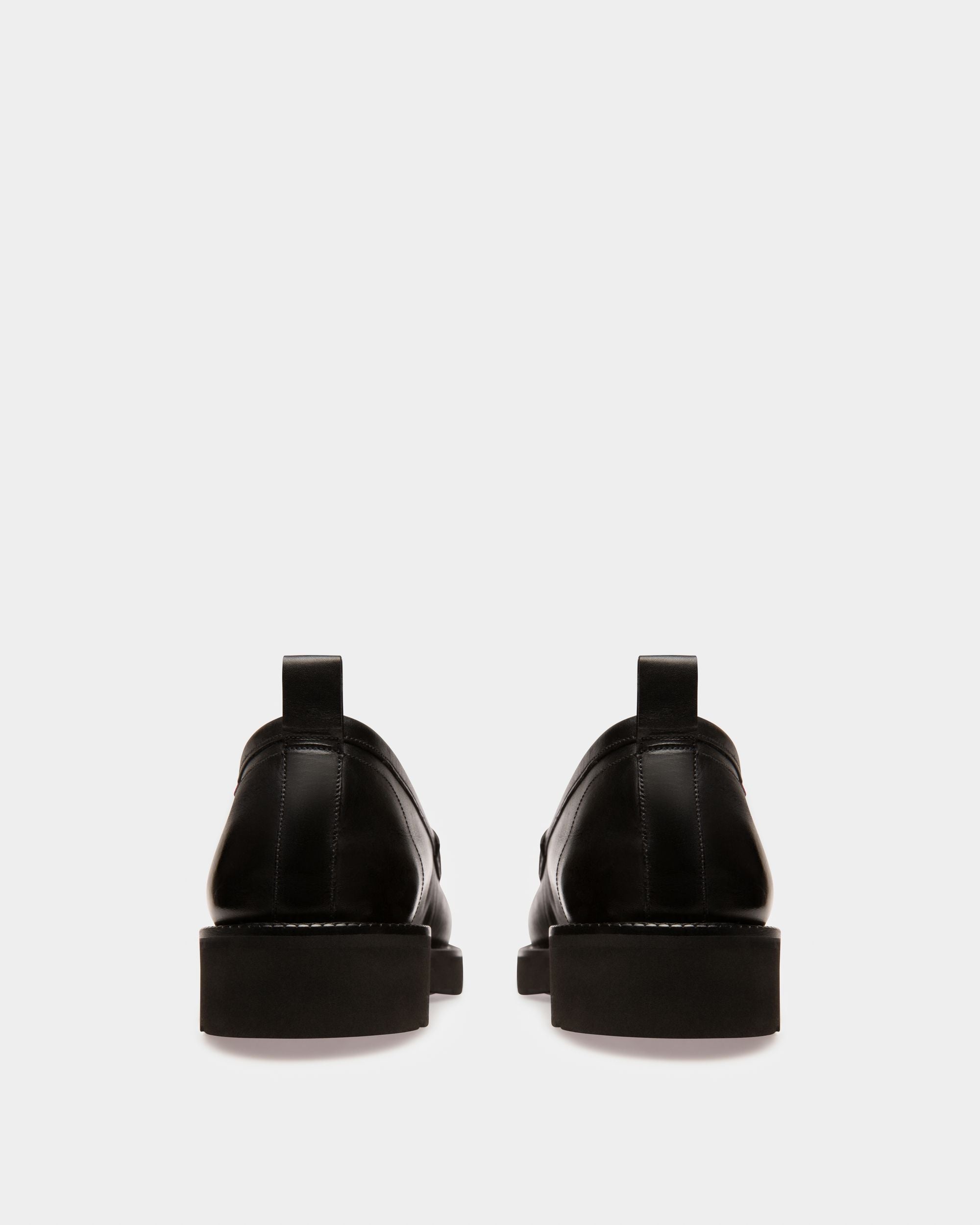 Bally Global - Nolam Leather Moccassins In Black - Negro
