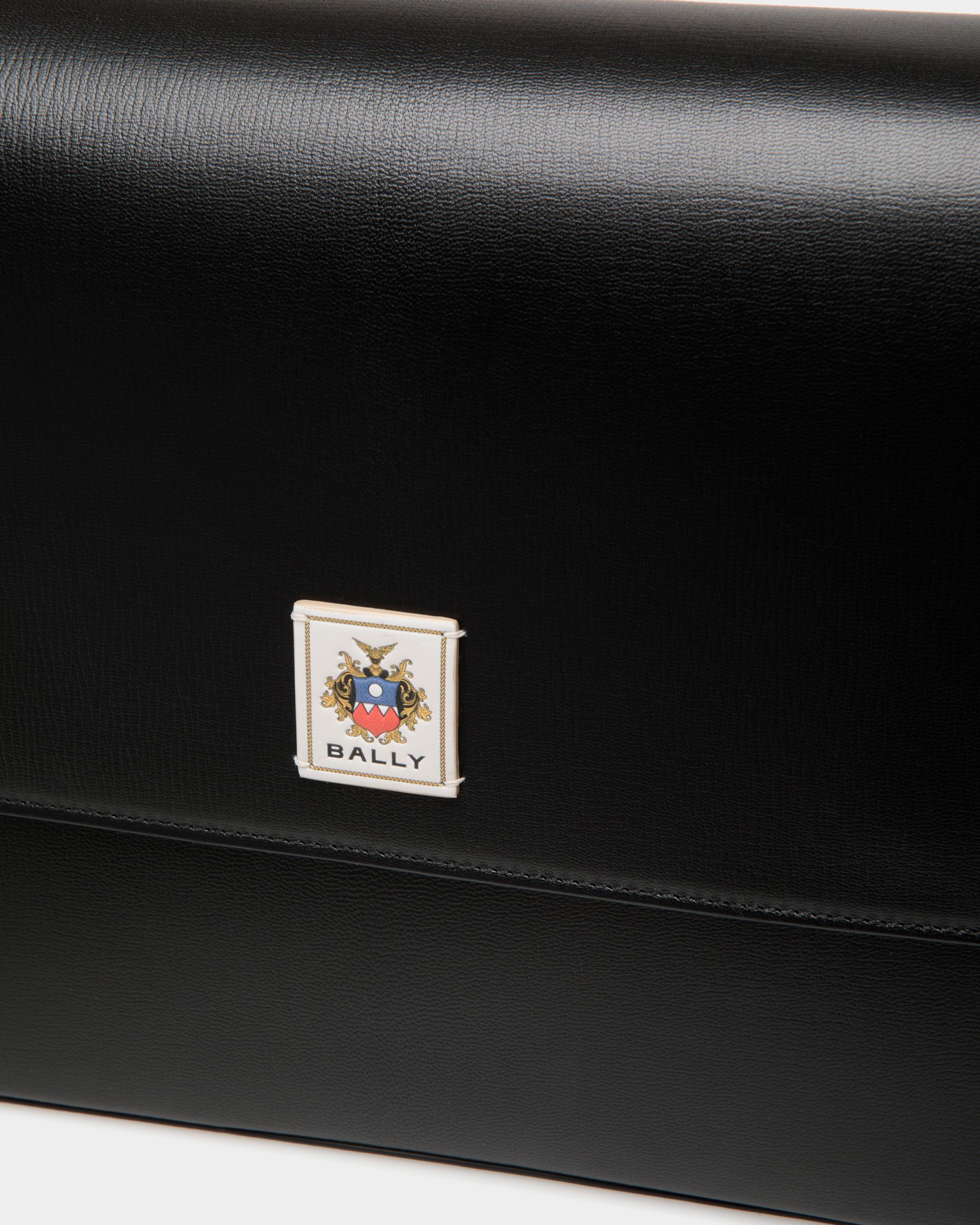 Bally Global - Easy Bally Messenger Bag In Black Leather - Negro