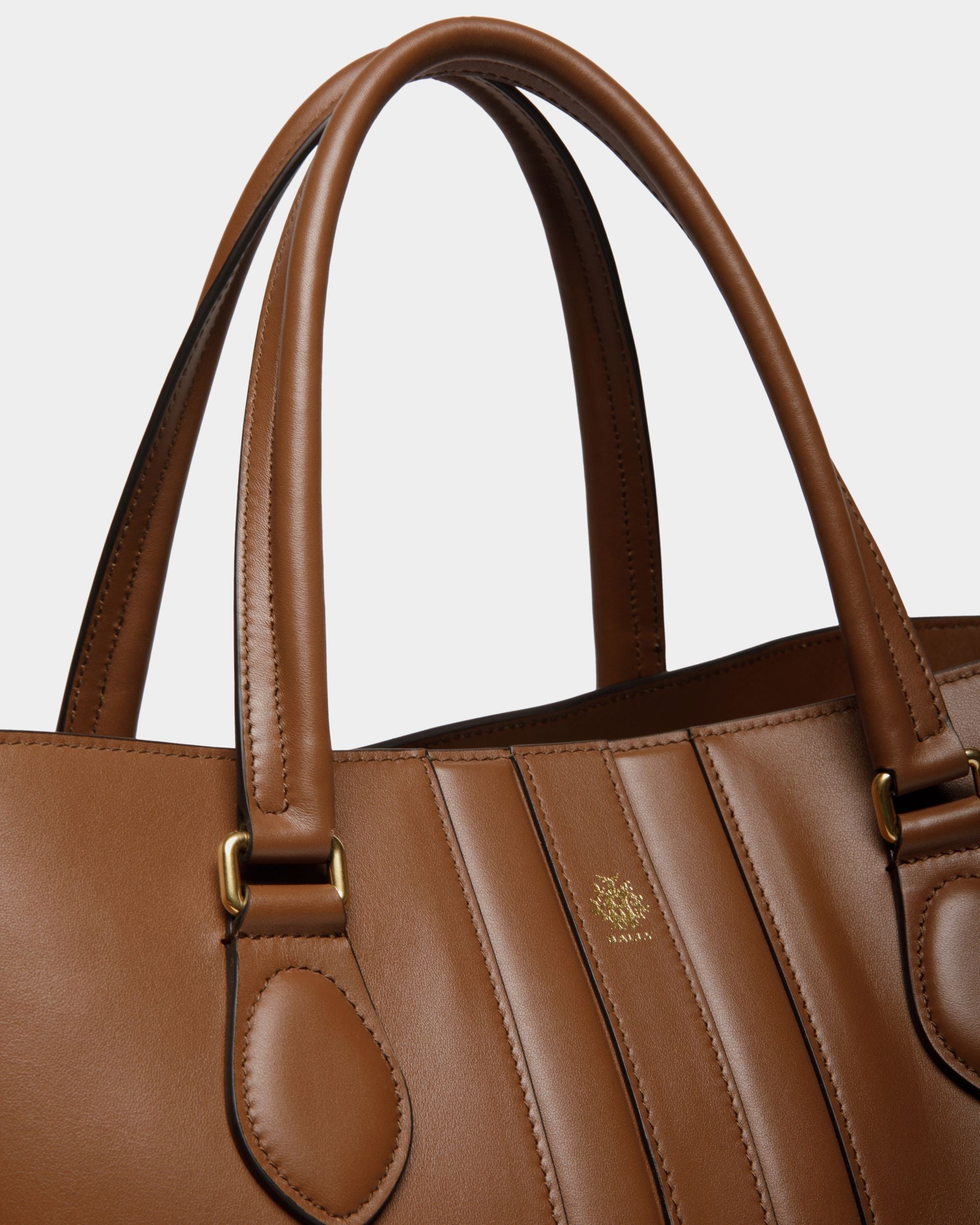 Bally Global - Beckett Tote in Brown Leather - Brown