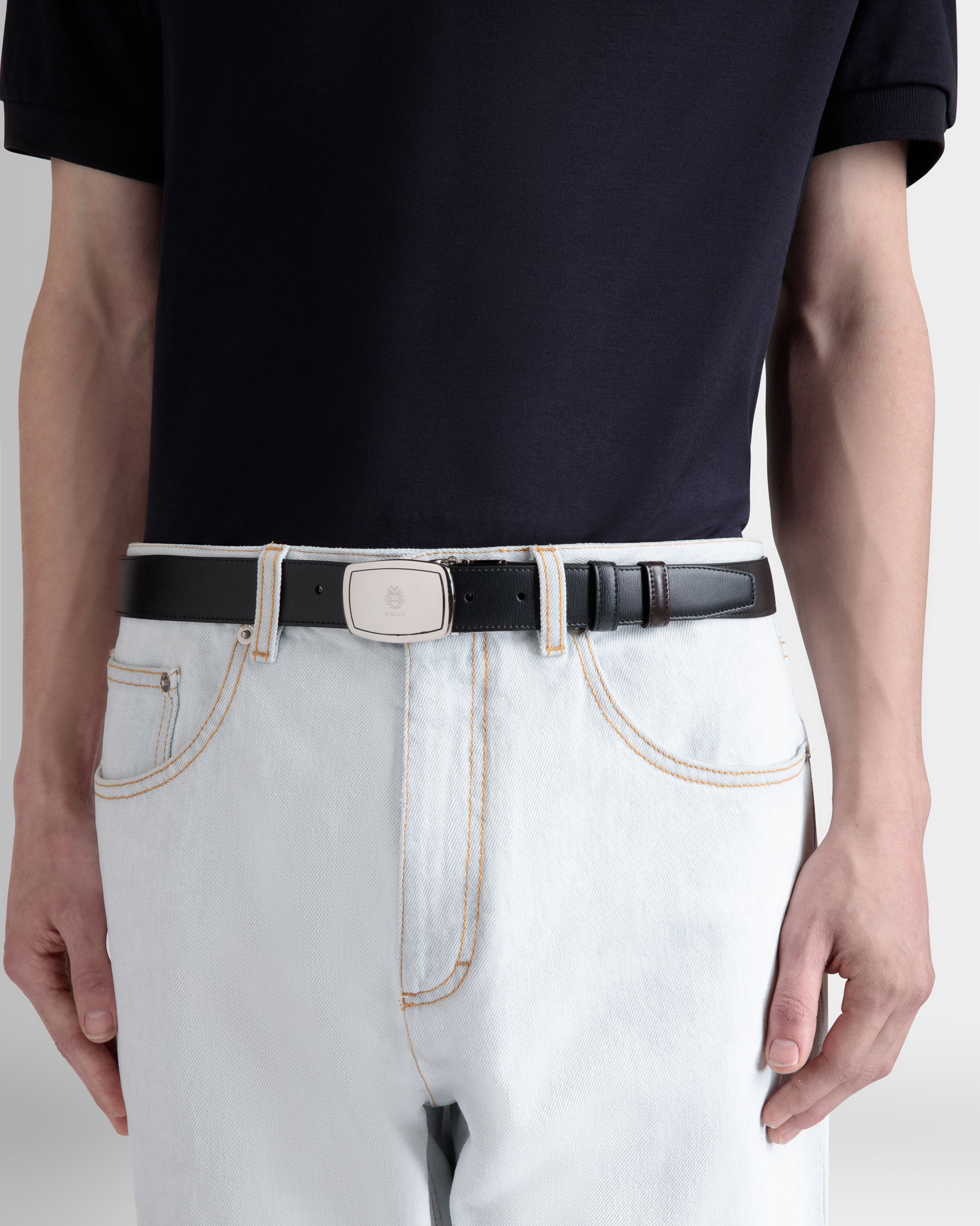 Bally Global - Shiffie 35mm Reversible Belt in Red and White Fabric And Black Leather - Multicolor