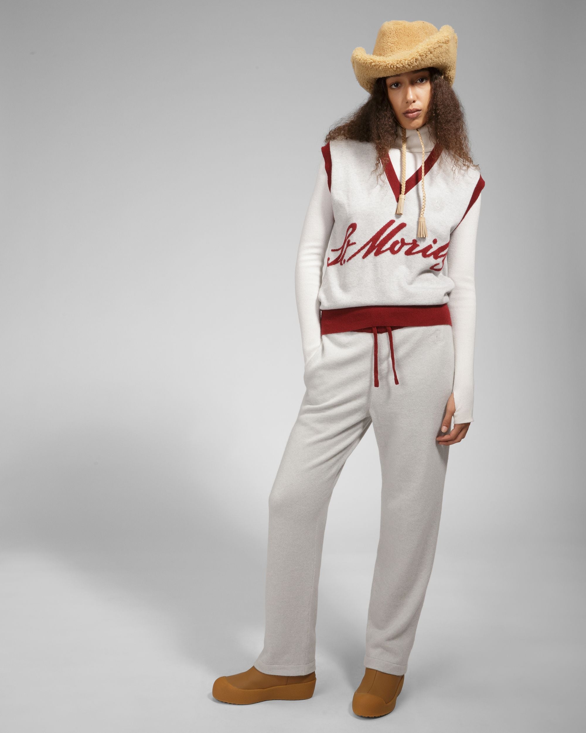 Bally Global - Curling Collection Pants in Light Grey and Red Cashmere - Multicolor