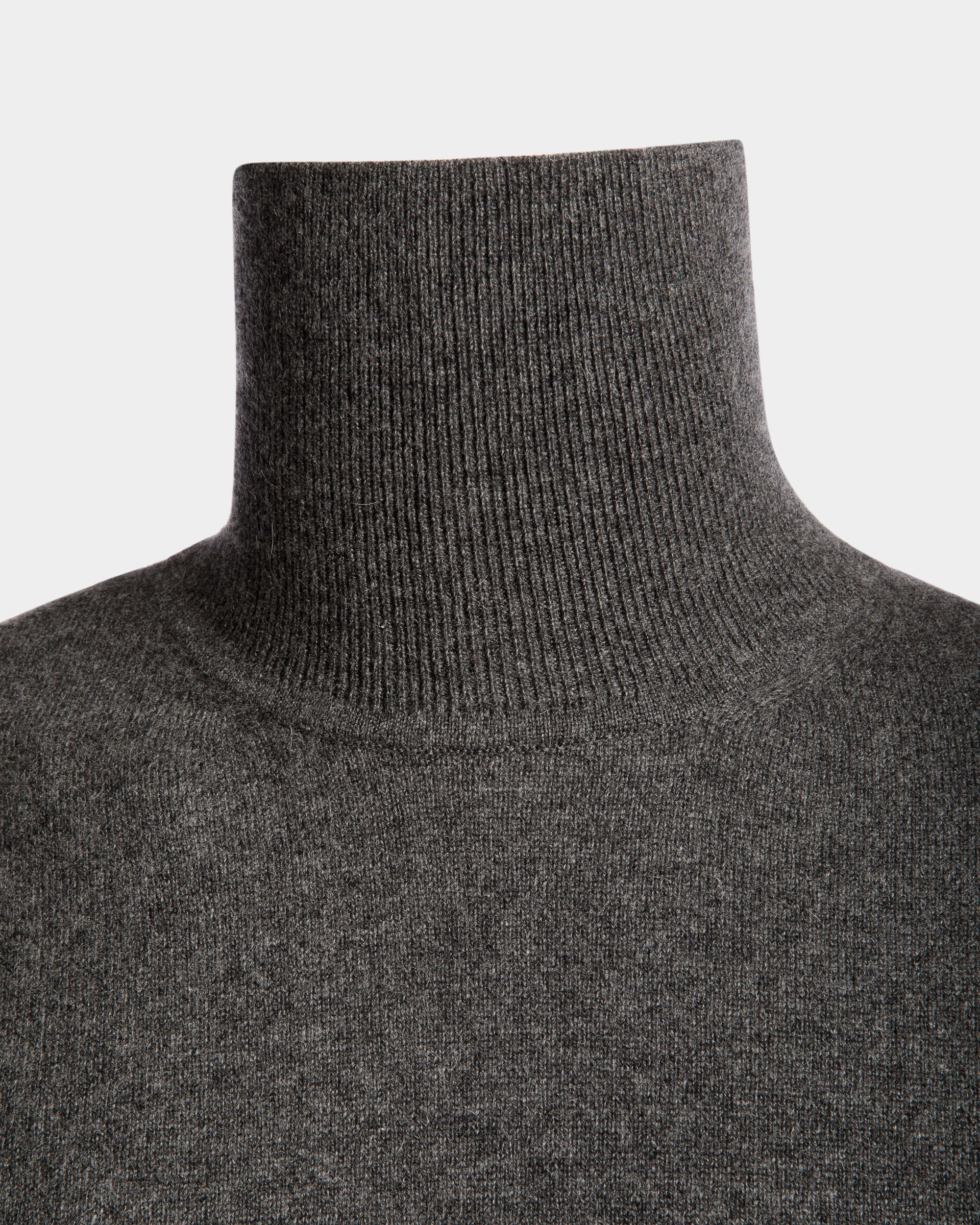 Bally Global - Adrien Brody Travel Collection Turtleneck In Dark Grey Cashmere - Grey