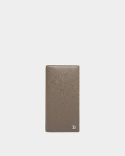 Continental Wallet in Beige Embossed Leather