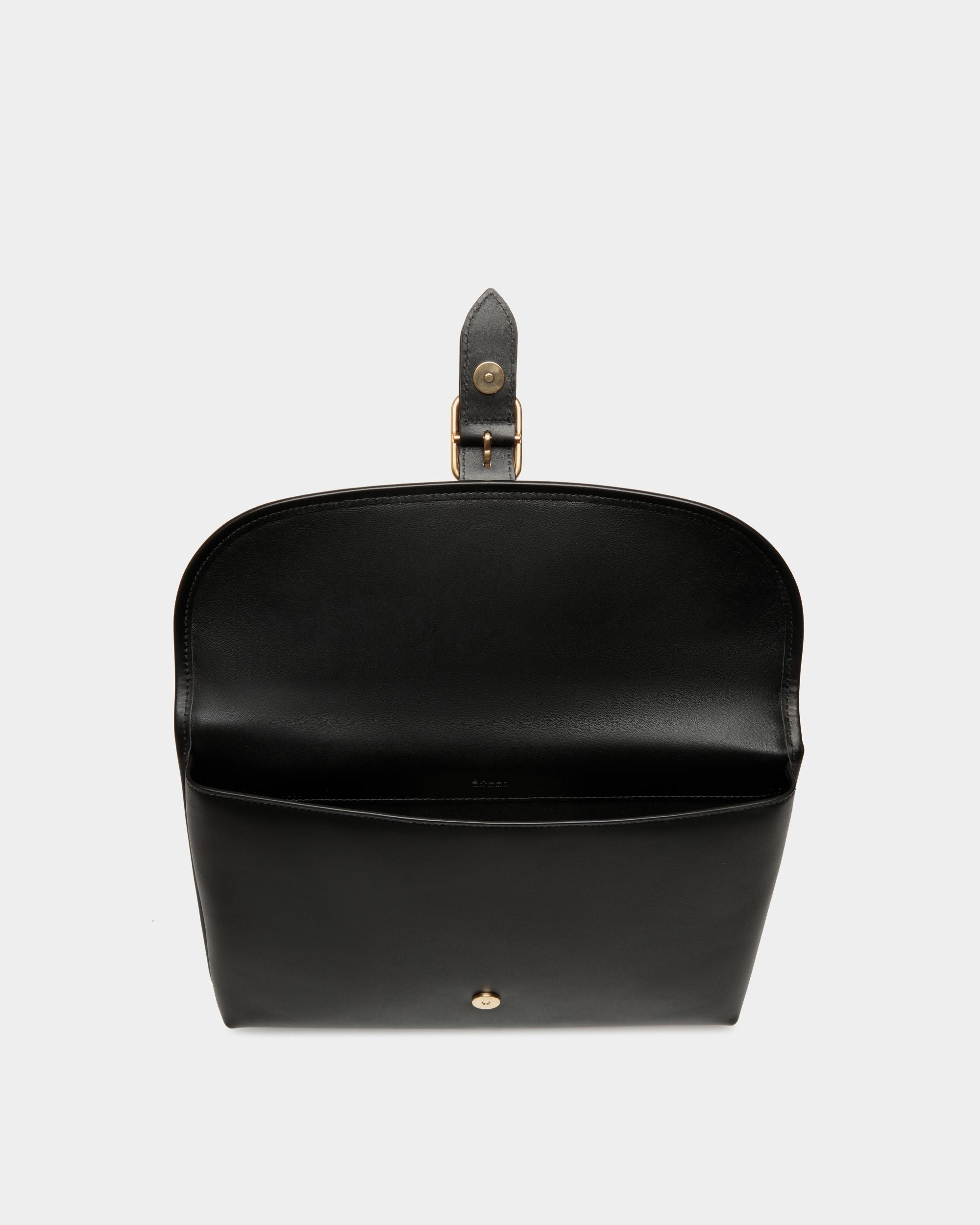 Bally Global - Beckett Pochette in Black Leather - Black