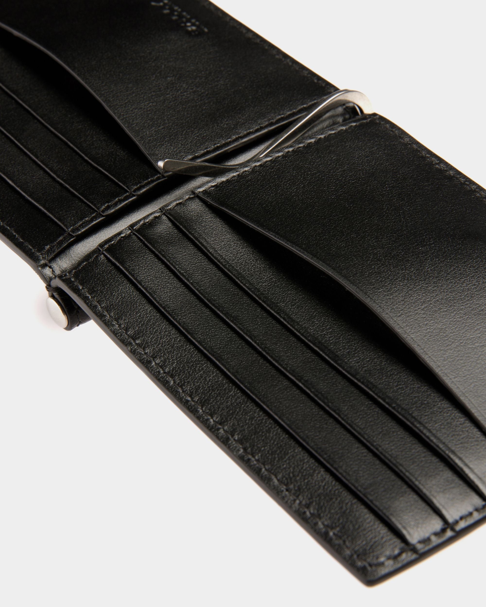 Bally Global - Banque Wallet In Black Leather - Black