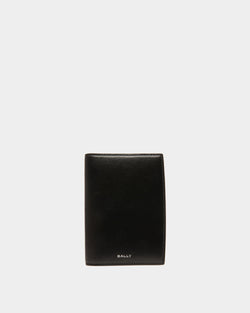 Banque Passport Case In Black Leather