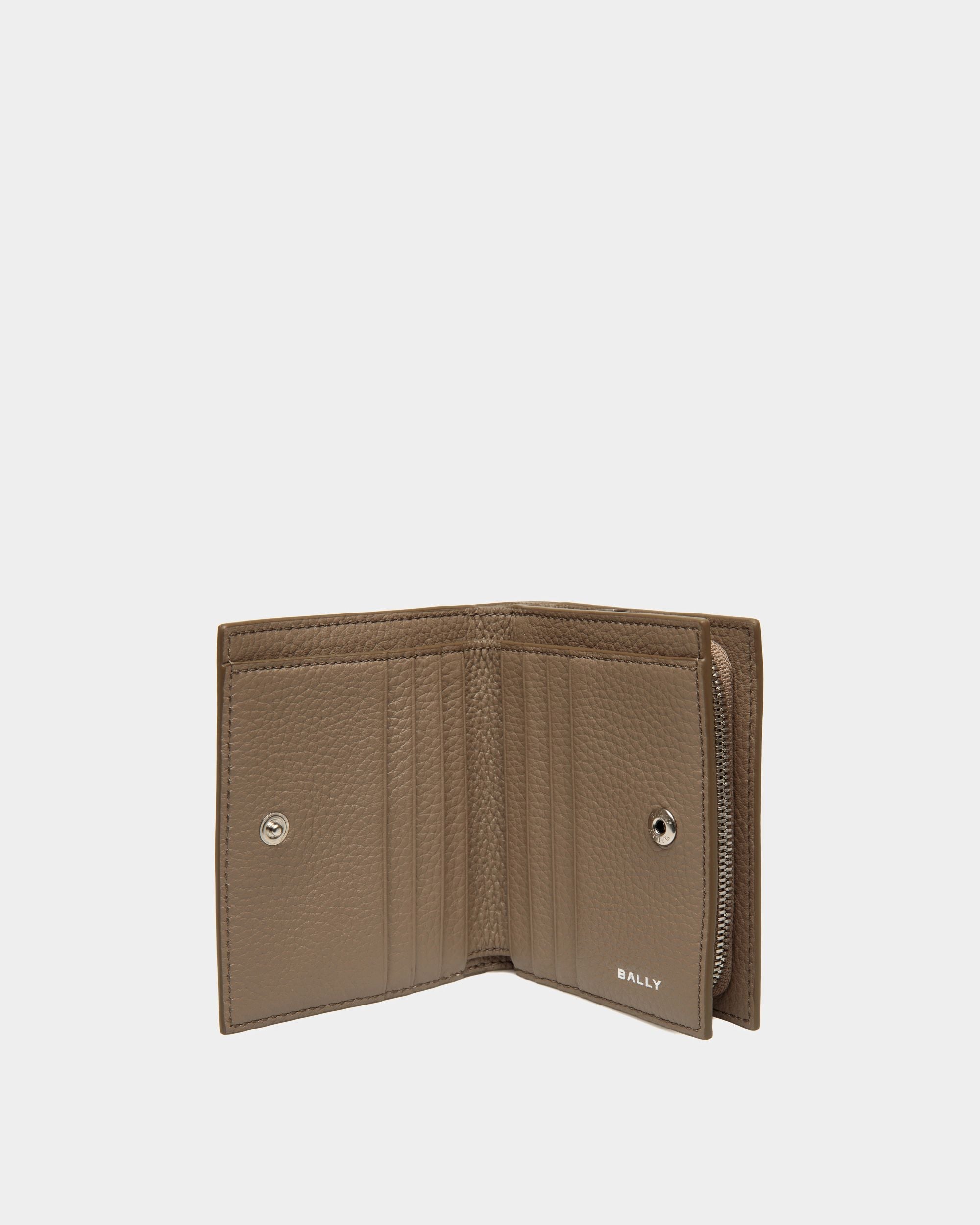 Bally Global - Pennant Trifold Zipped Wallet in TPU - Beige