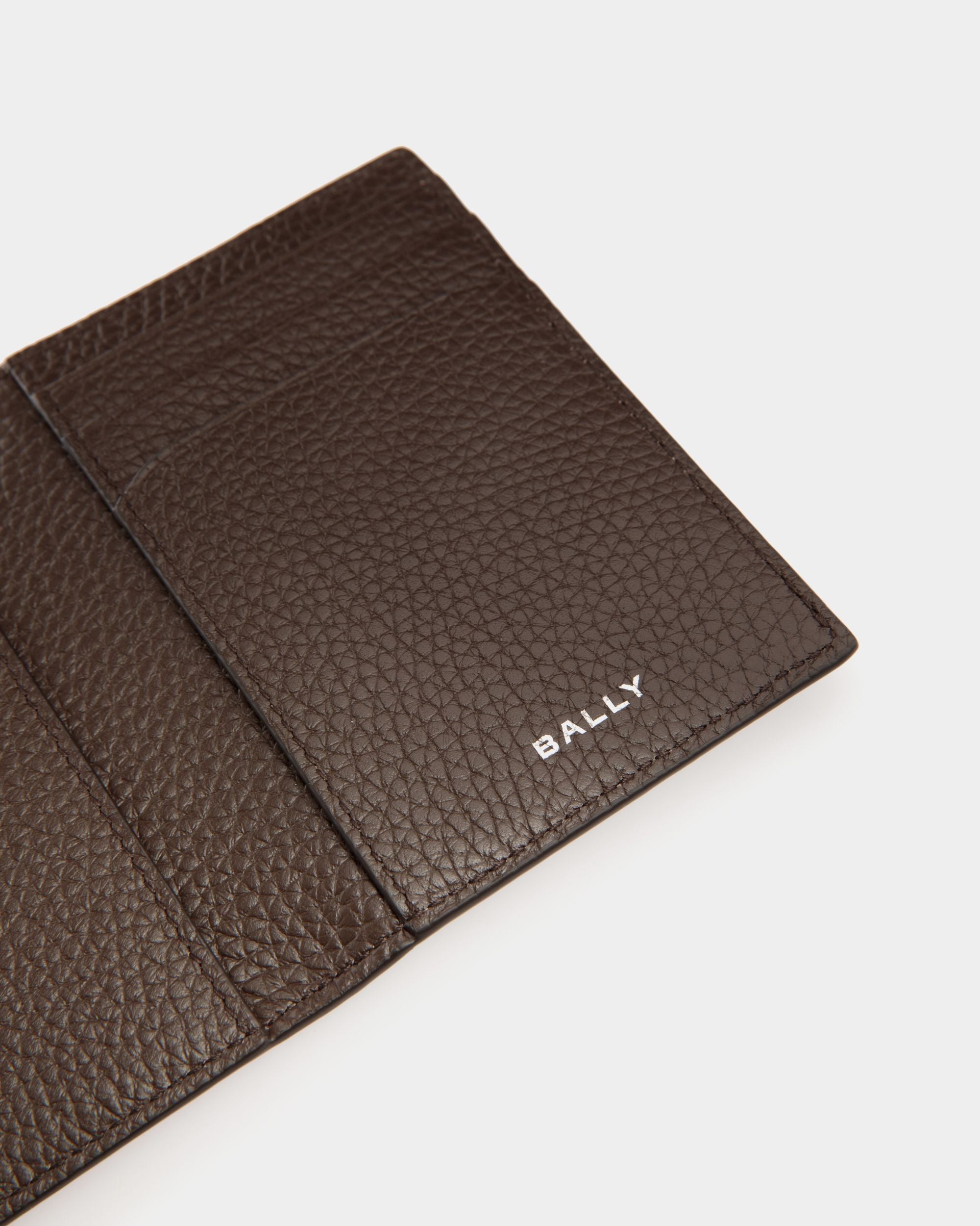 Bally Global - Oeden Bifold in Ebano Leather - Brown
