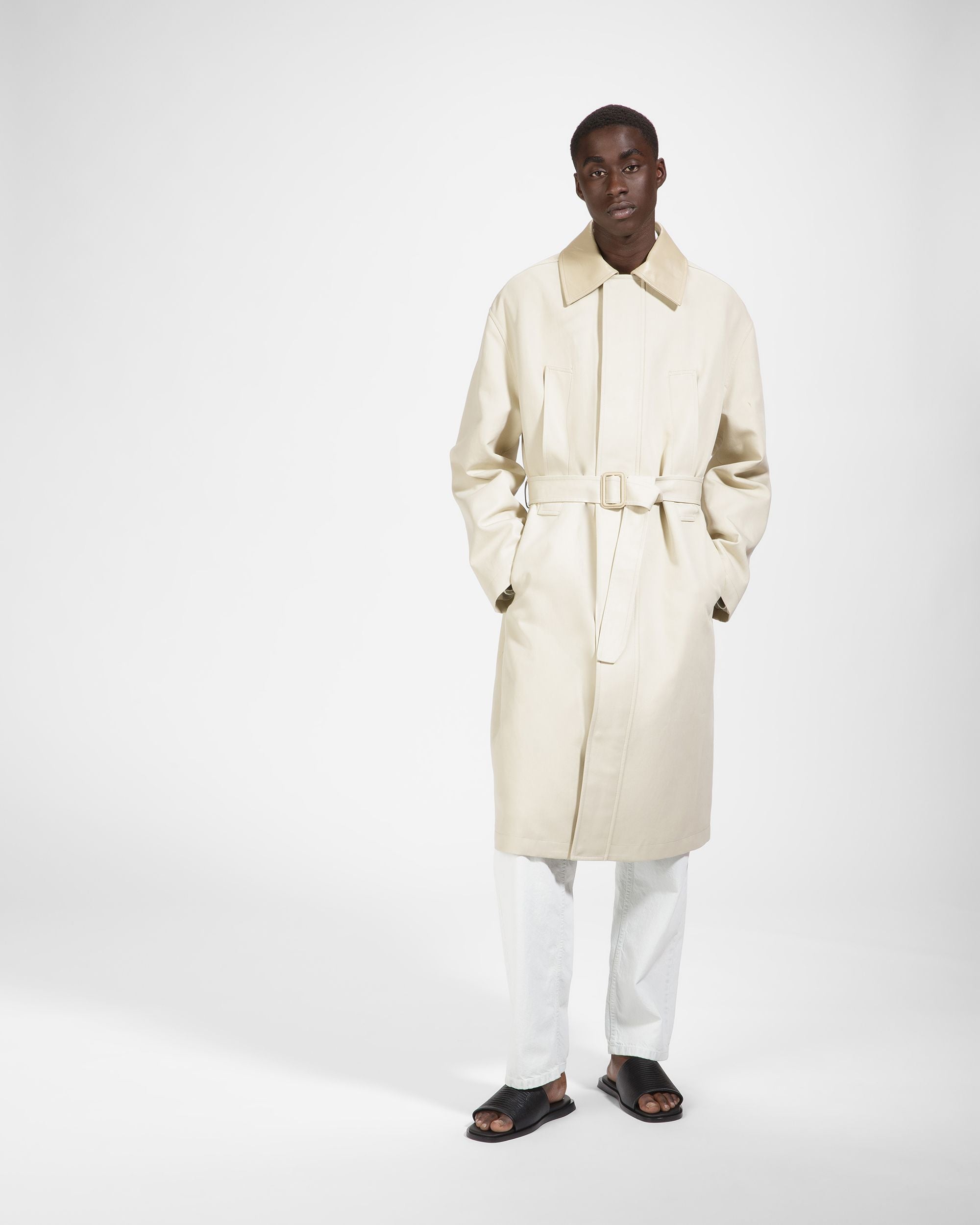 Bally Global - Abrigo Con Cinturón - Beige
