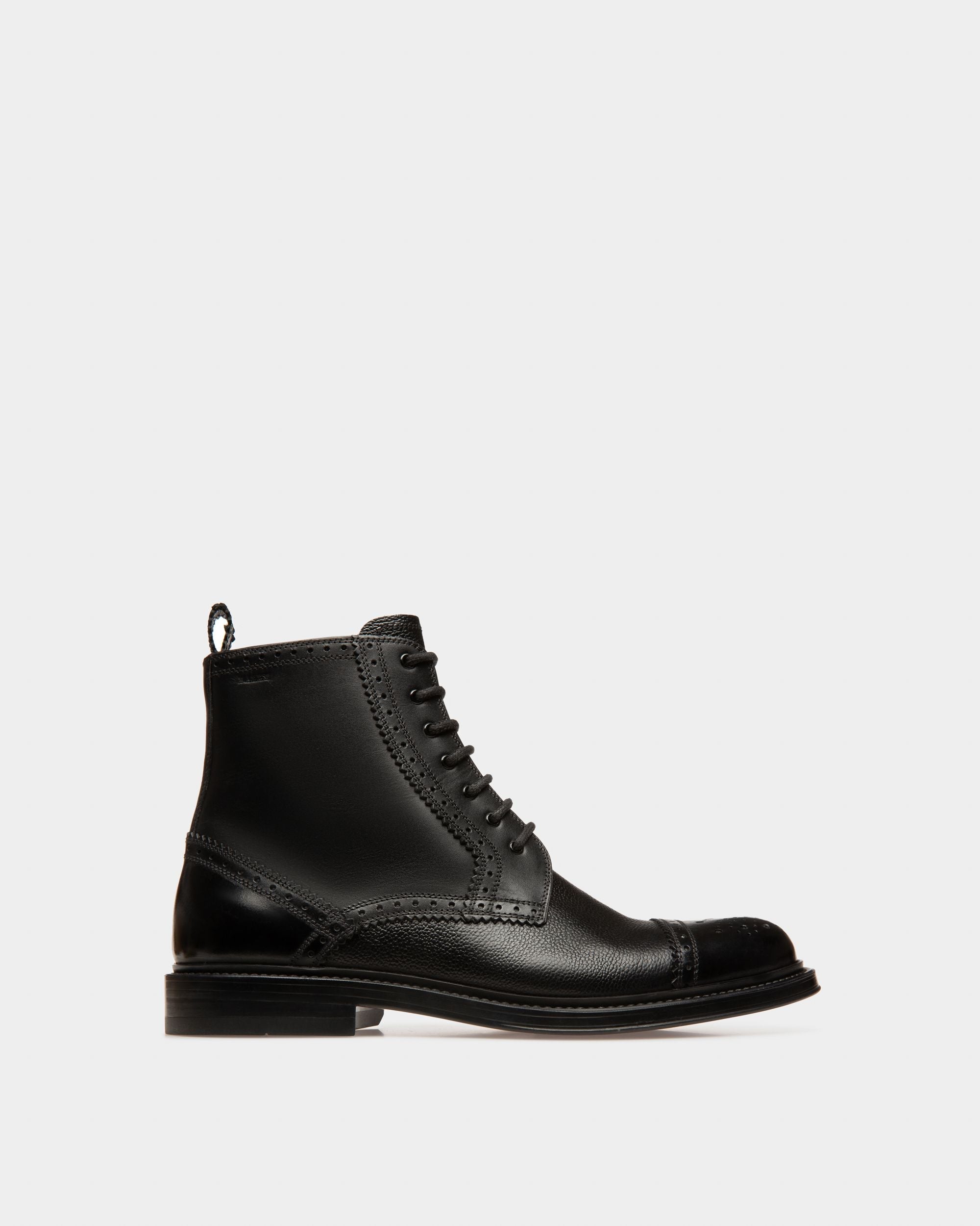 Bally Global - Nicoldon Leather Boots In Black - Black