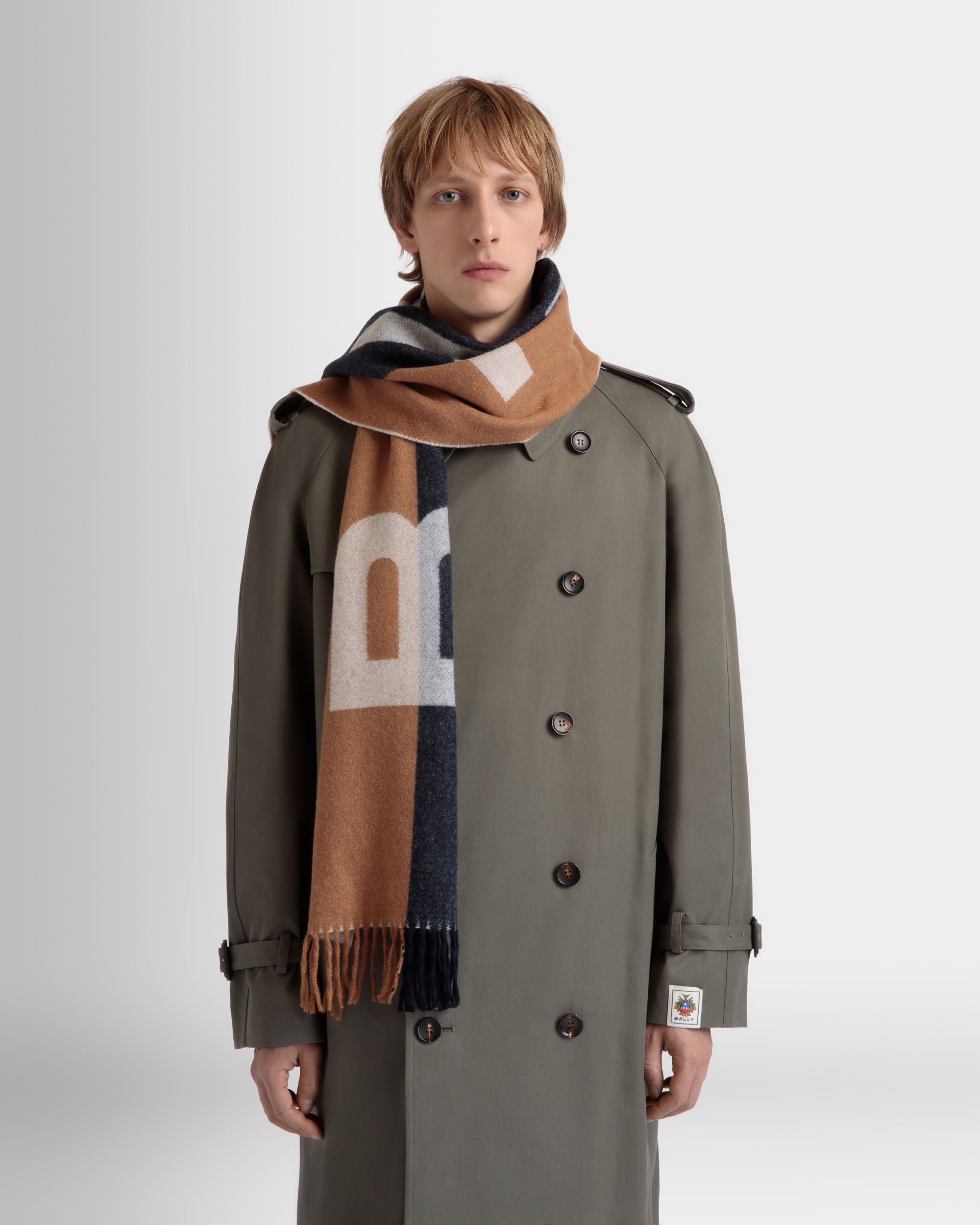 Bally Global - Scarf With Logo In Brown And Navy Blue Cashmere Blend - Multicolore