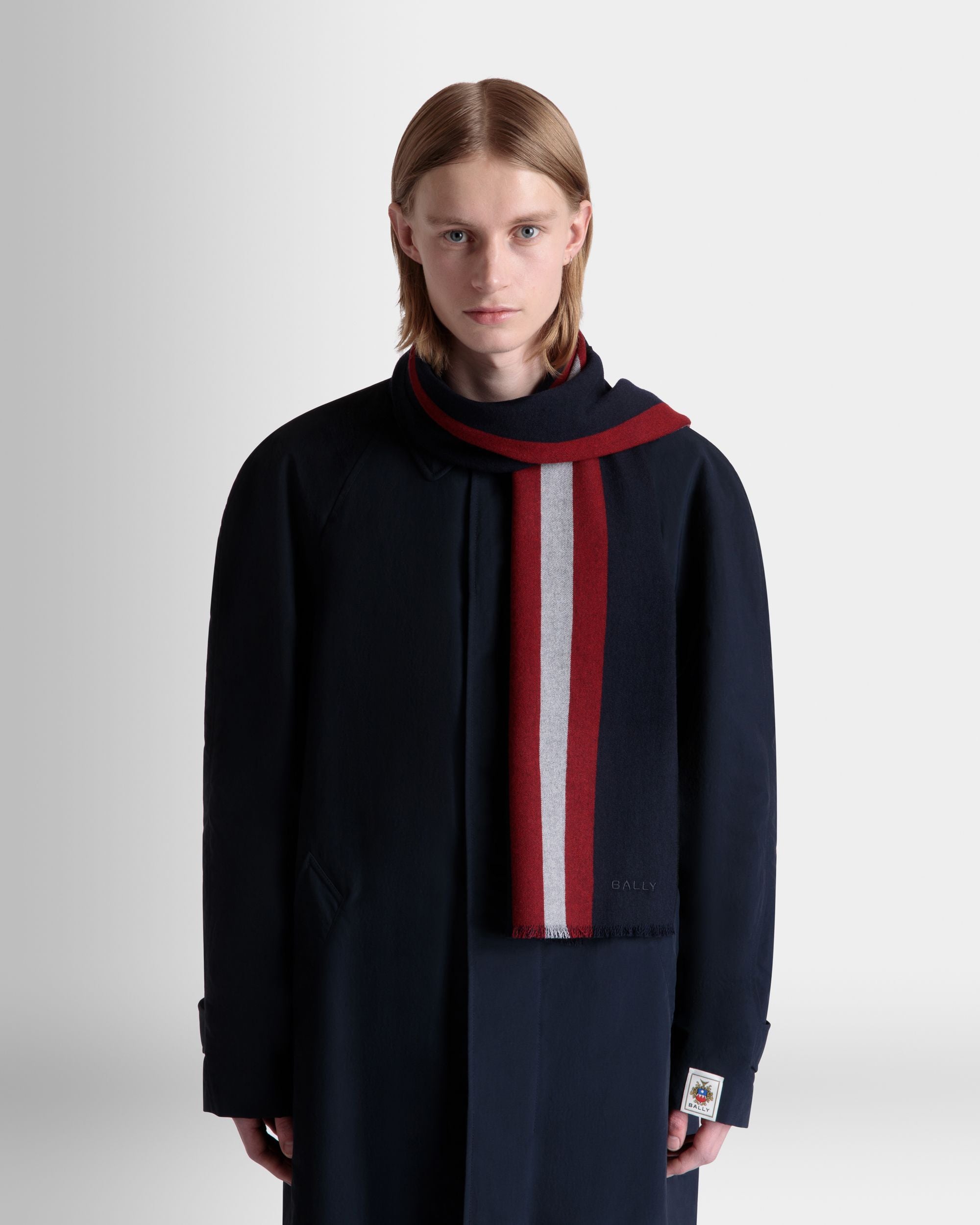Bally Global - Scarf in Navy Blue Wool - Bleu