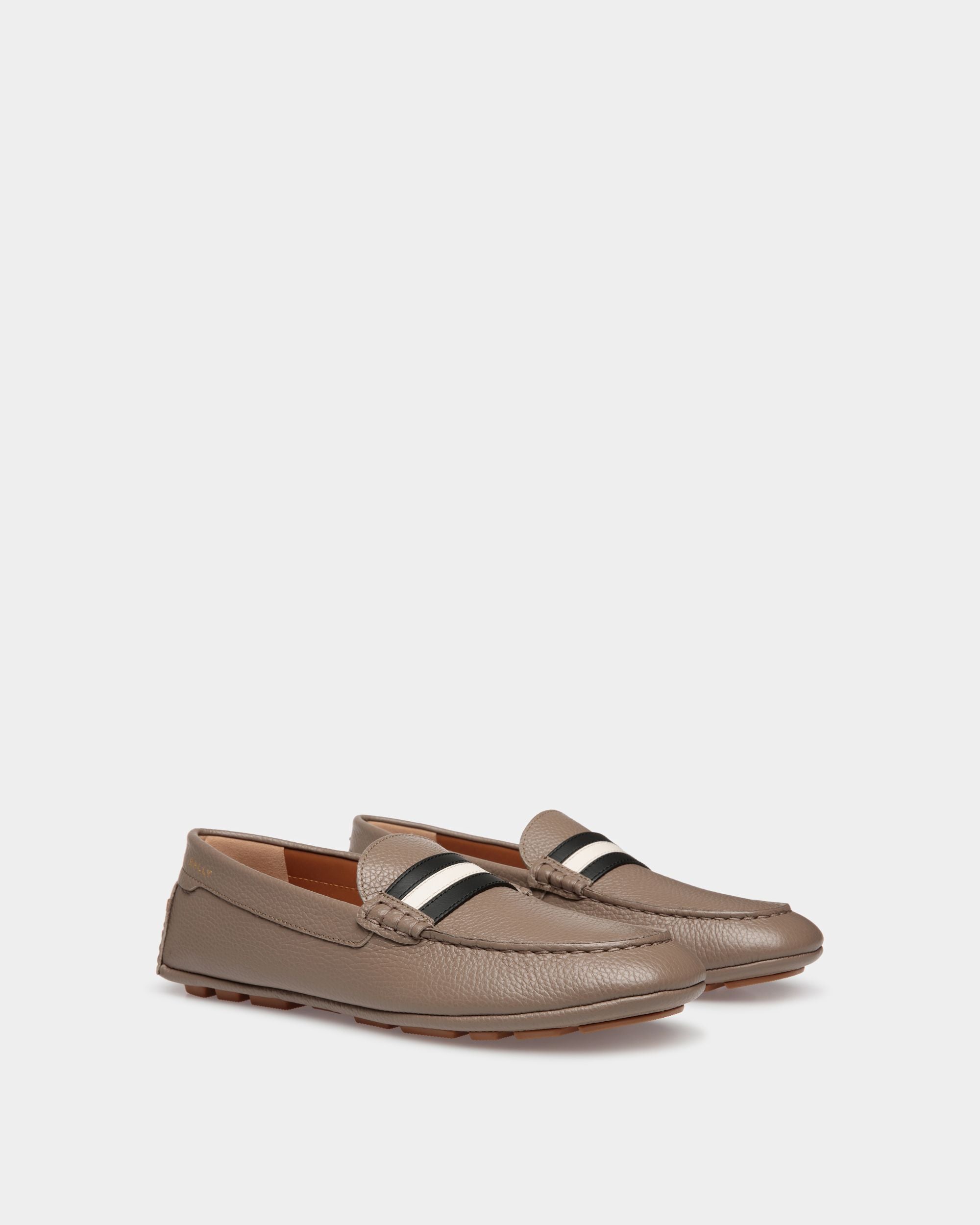 Bally Global - Kerbs Driver In Beige Grained Leather - Beige