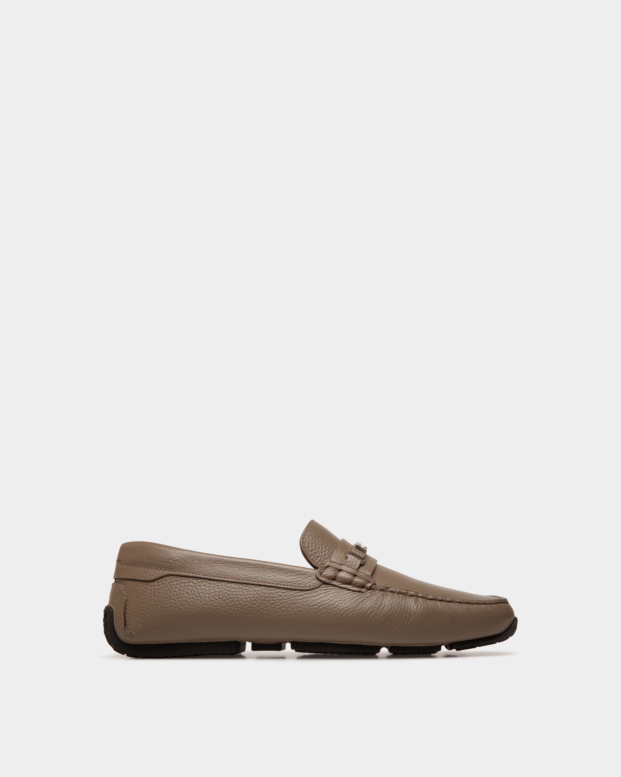 Bally Global - Pilot Driver in Taupe Grained Leather - Brown