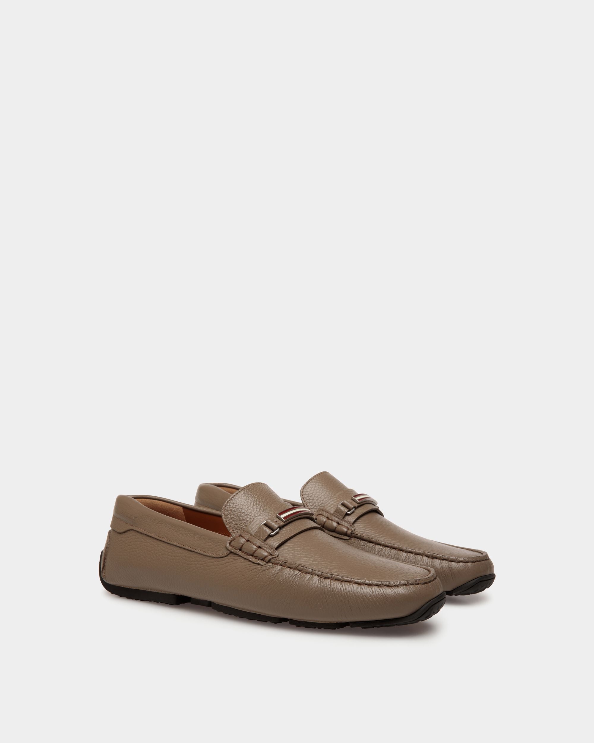 Bally Global - Pilot Driver in Taupe Grained Leather - Brown