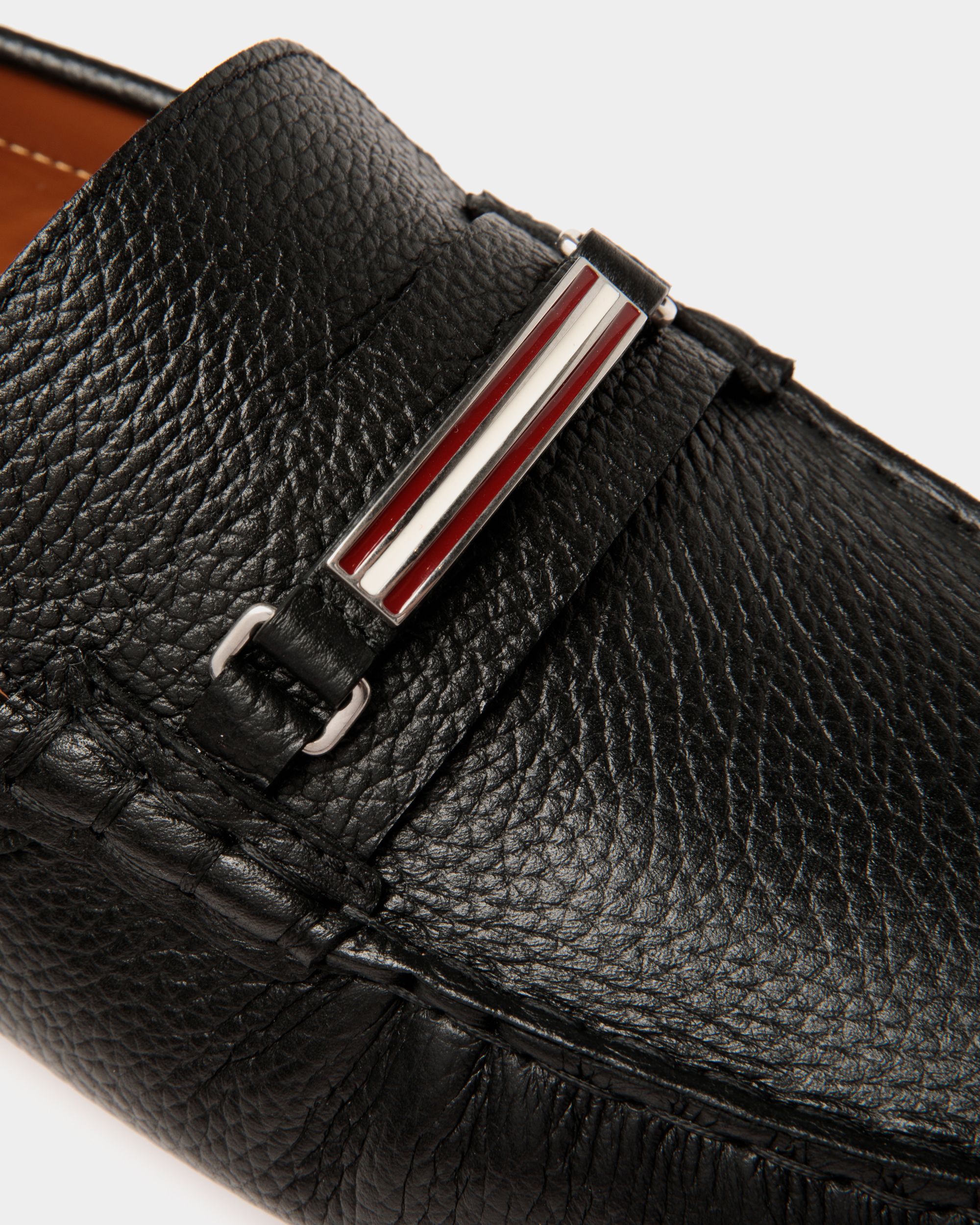 Bally Global - Pilot Driver In Black Grained Leather - Black