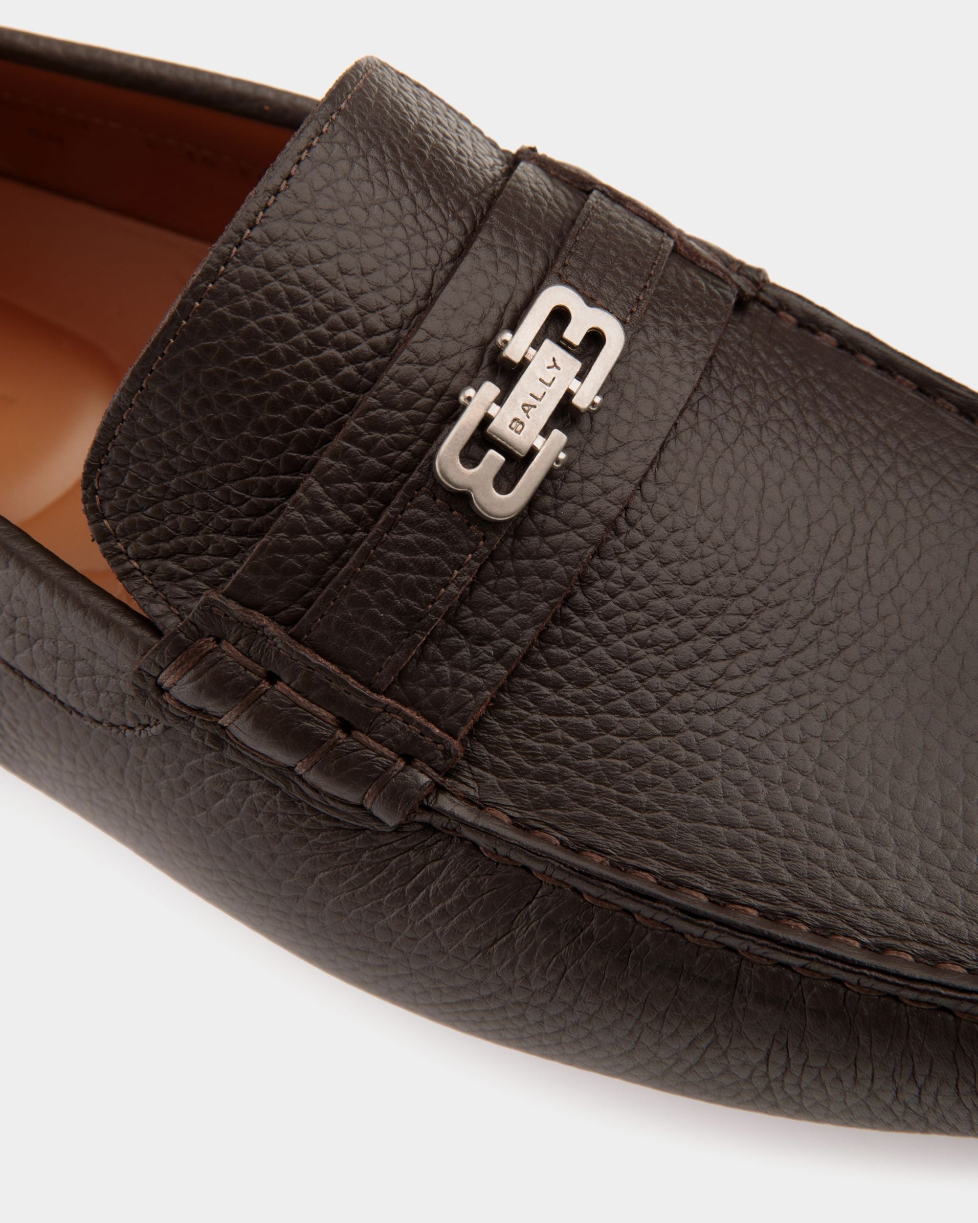 Bally Global - Pilot Driver in Ebano Grained Leather - Brown