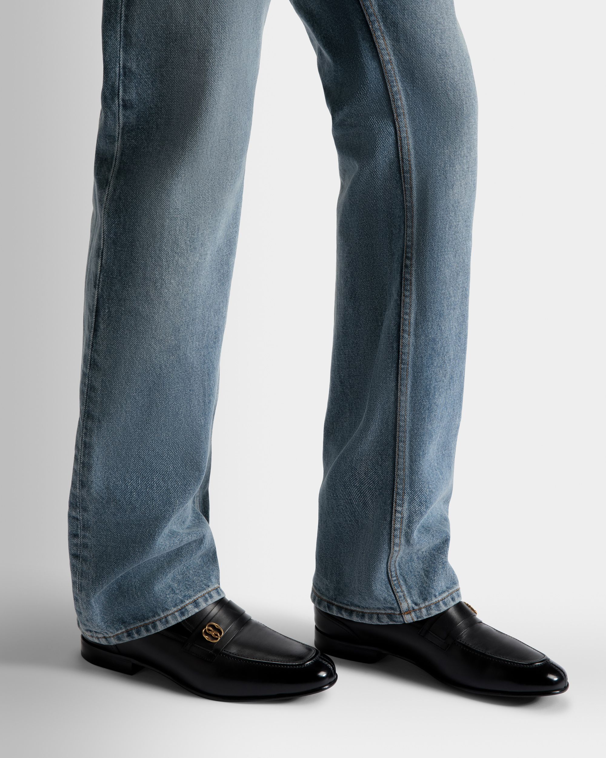 Bally Global - Suisse Loafers In Black Leather - Black