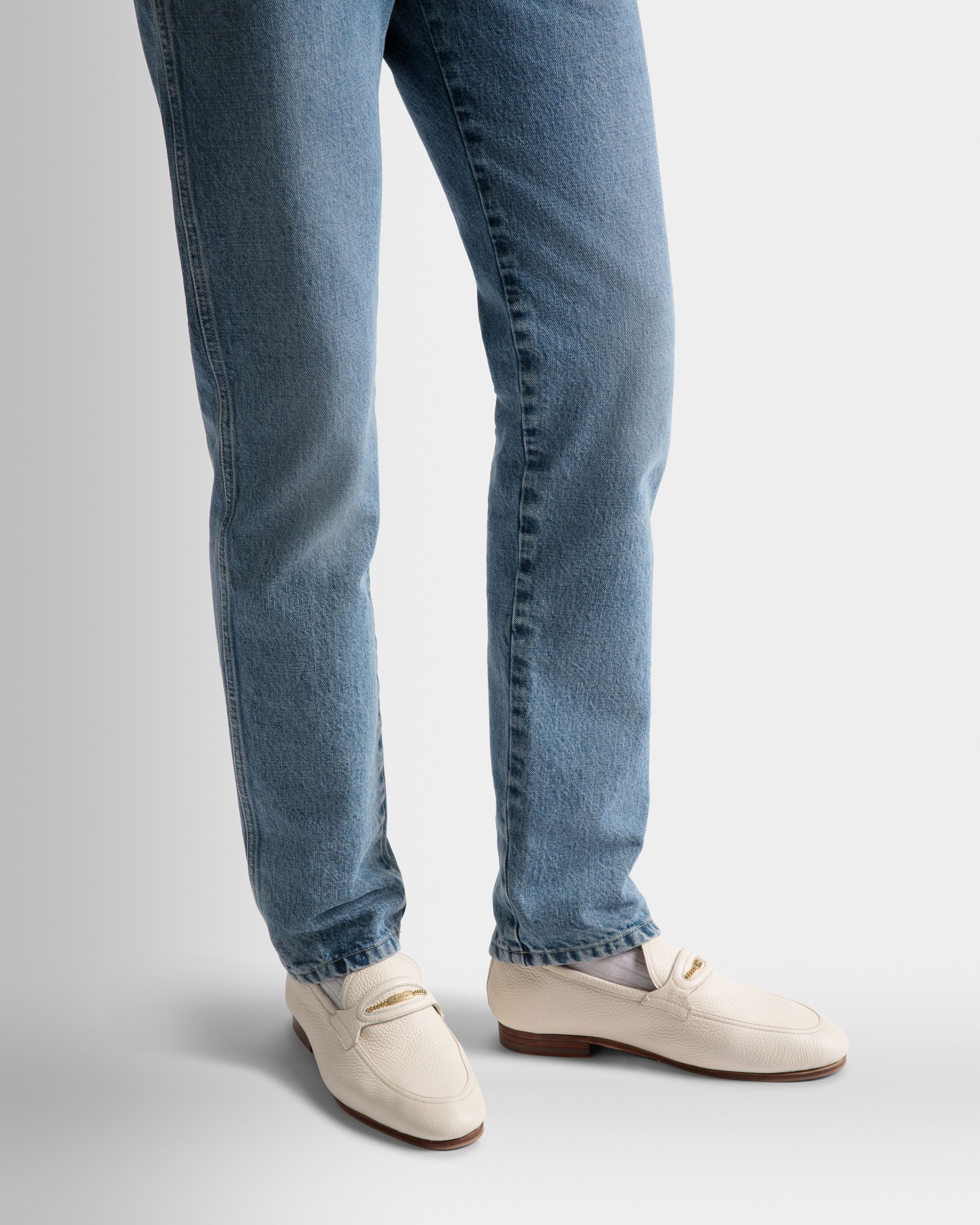 Bally Global - Pesek Loafers In White Leather - White