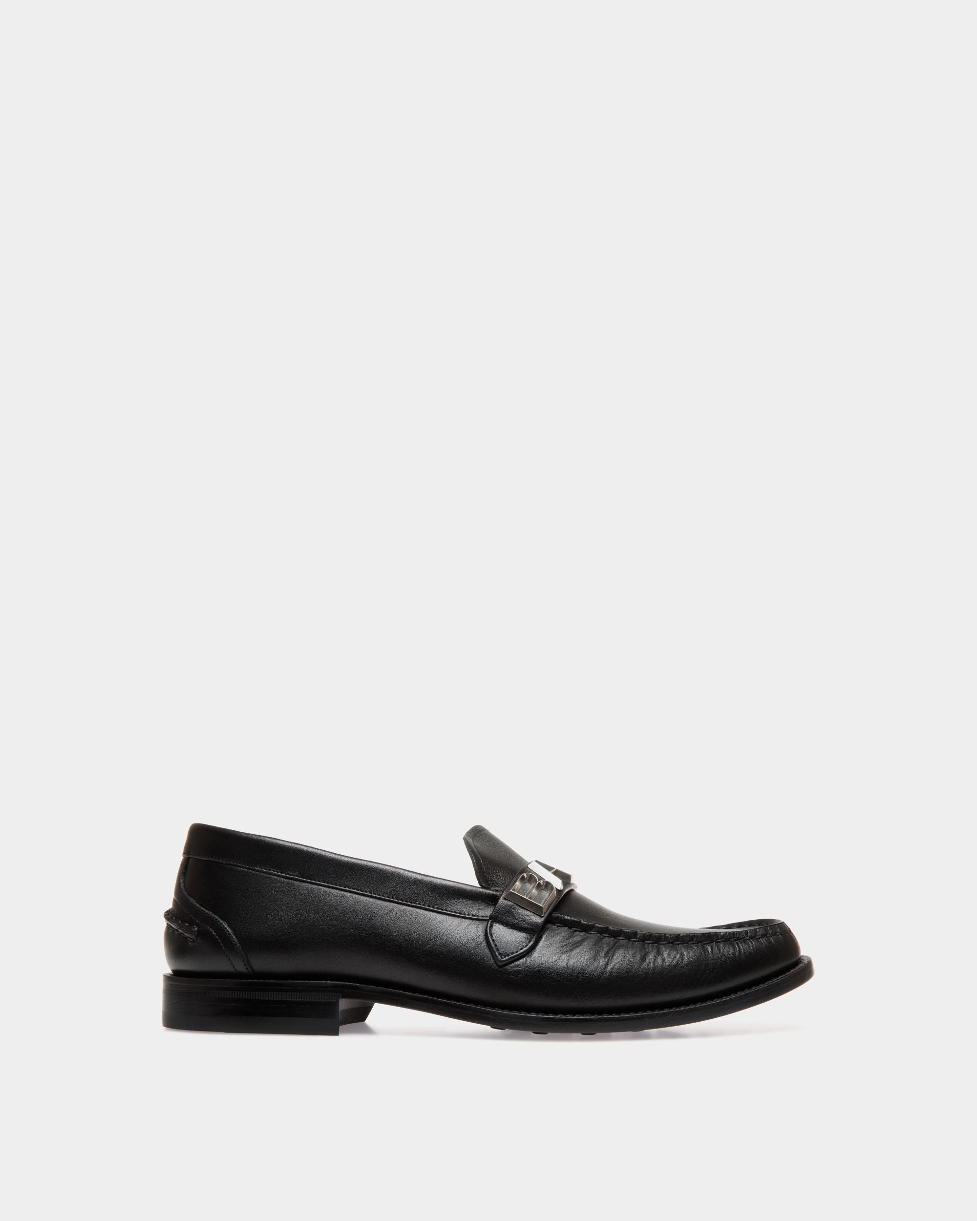 Bally Global - Oregon Moccassins In Black Leather - Black