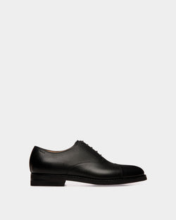 Schoenen Oxford In Black Grained Leather