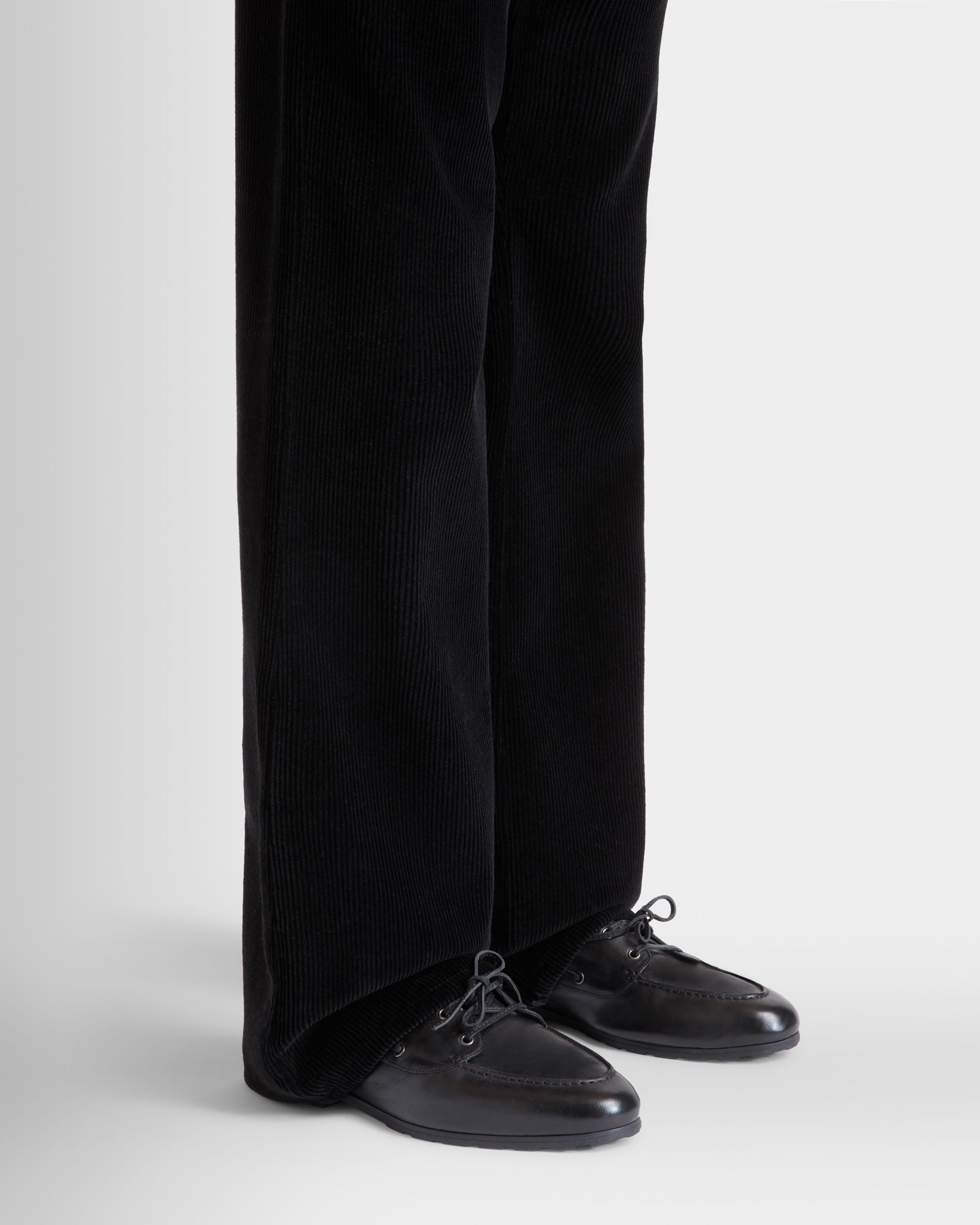 Bally Global - Plume Loafer In Black Leather - Black