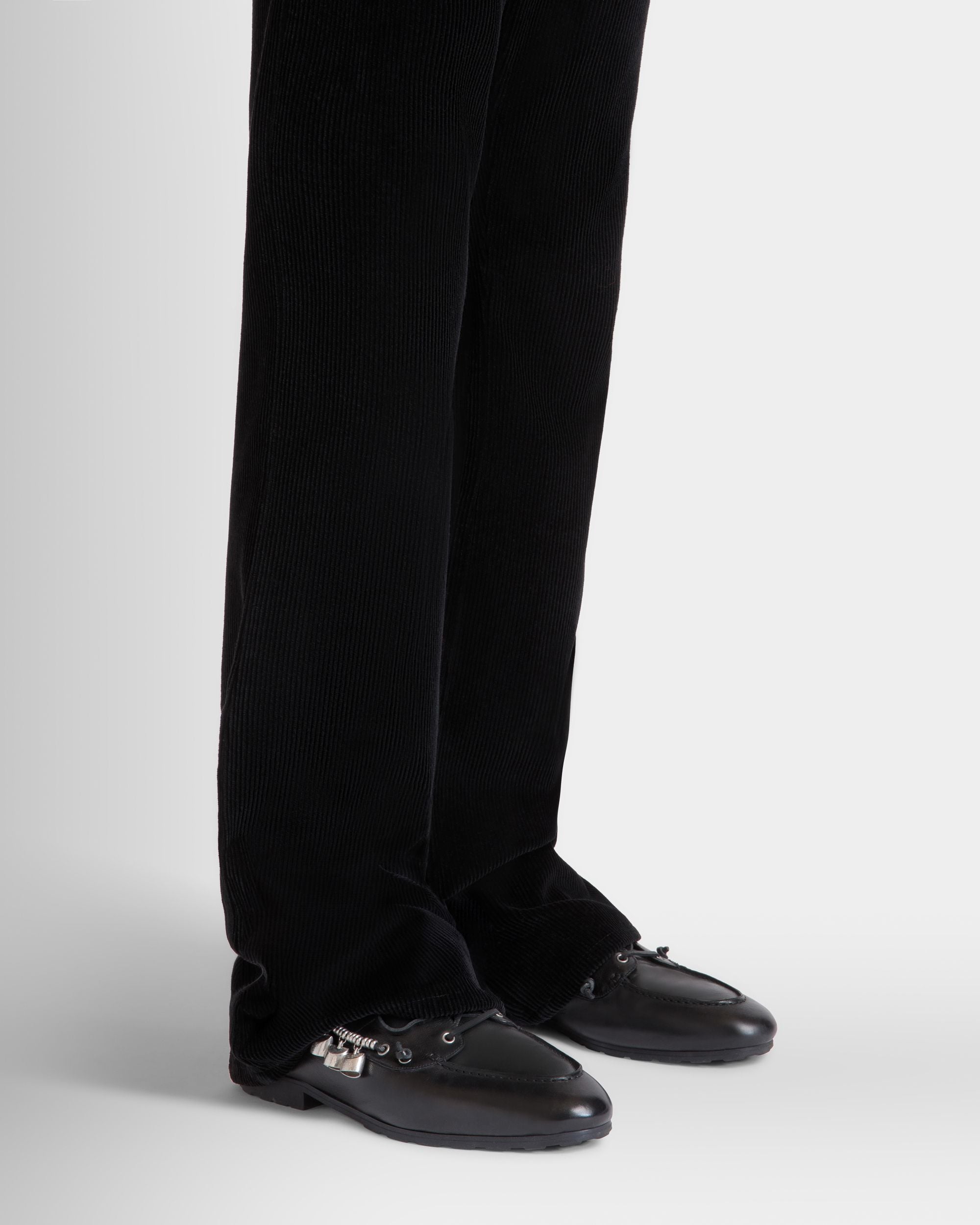 Bally Global - Plume Loafer In Black Leather - Black
