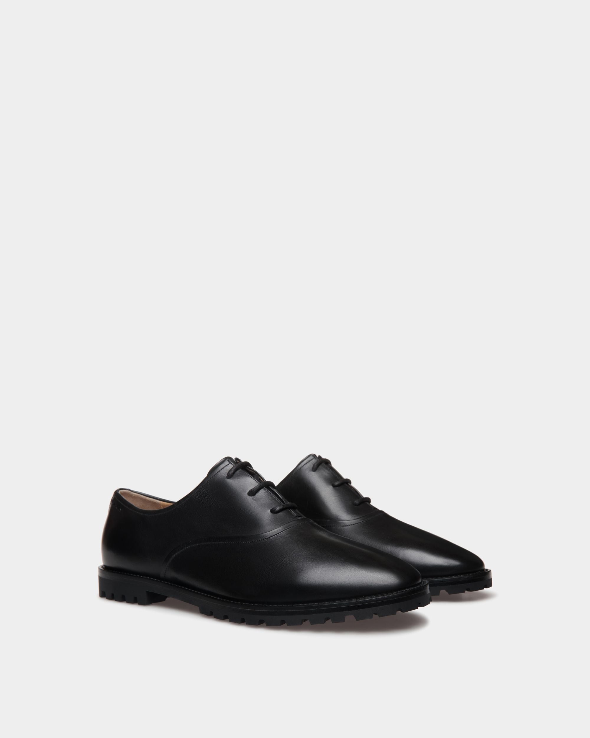 Bally Global - Solaria Oxford in Black Leather - Black